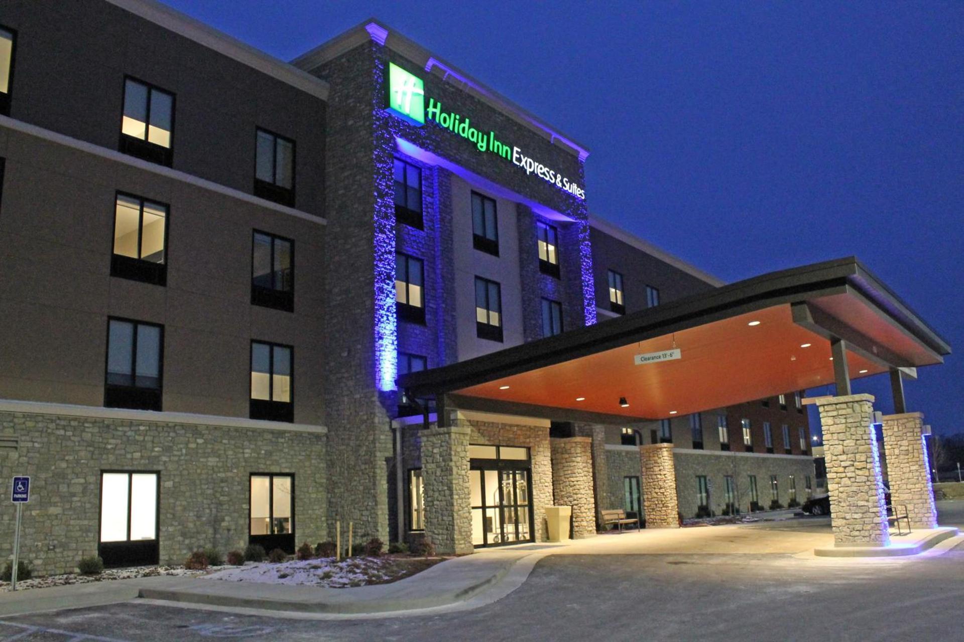 Holiday Inn Express & Suites - St. Louis South - I-55 by IHG photo 23