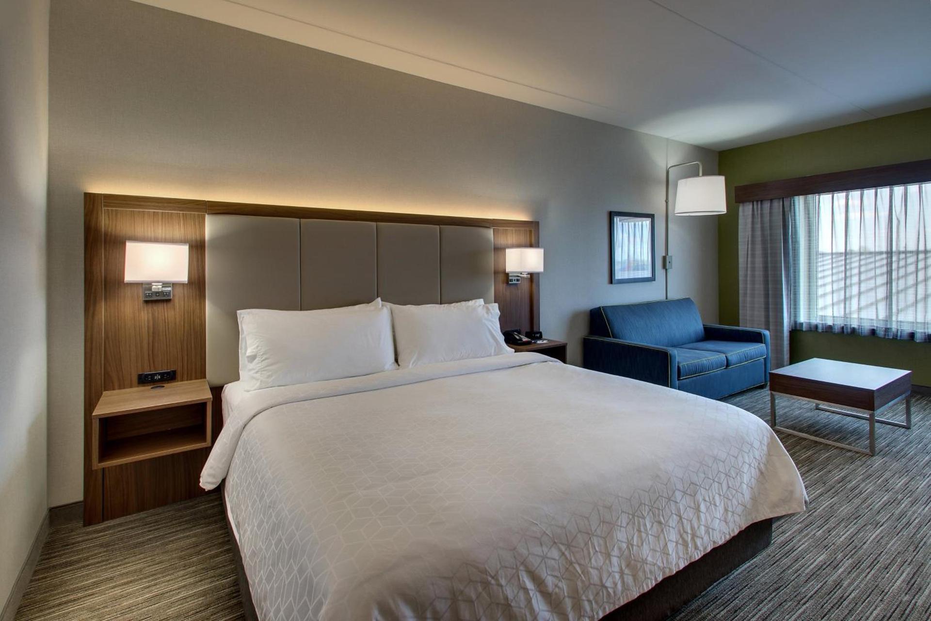 Holiday Inn Express & Suites Findlay North by IHG photo 43