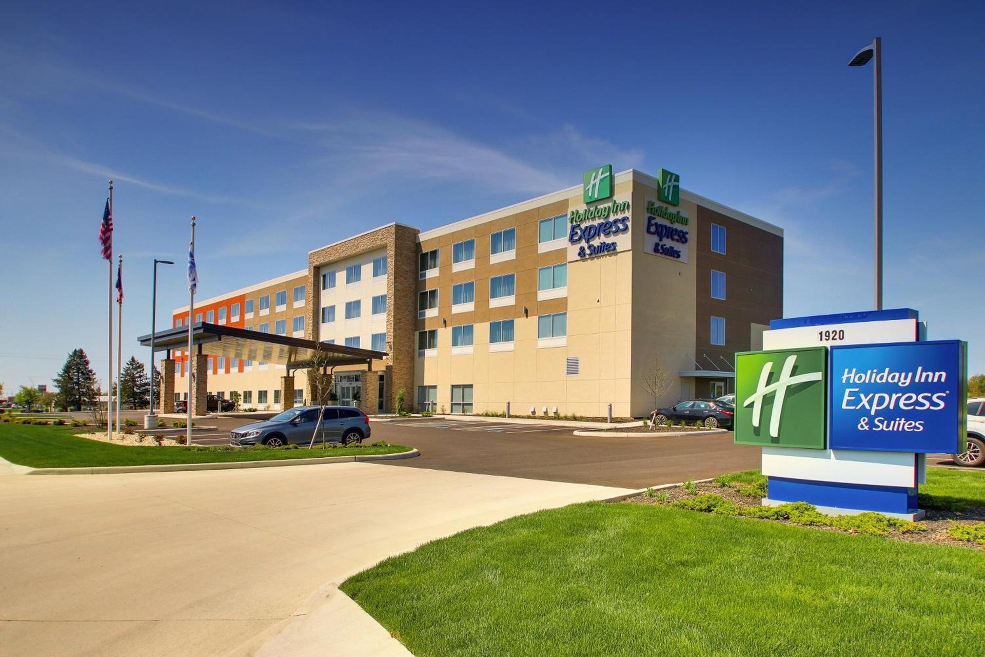 Holiday Inn Express & Suites Findlay North by IHG — hotel in Findlay