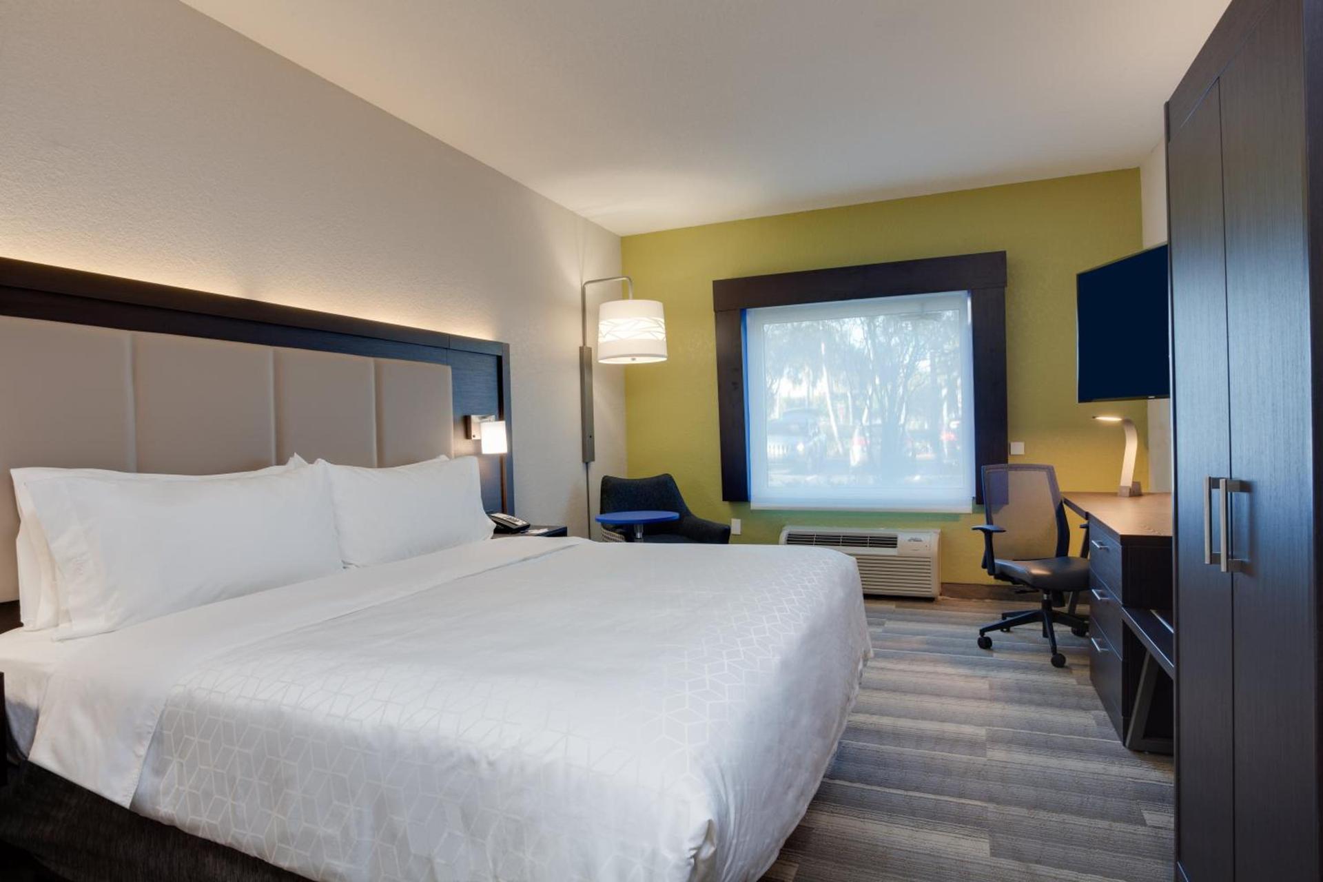 Holiday Inn Express Hotel & Suites Fort Lauderdale Airport/Cruise Port by IHG photo 30