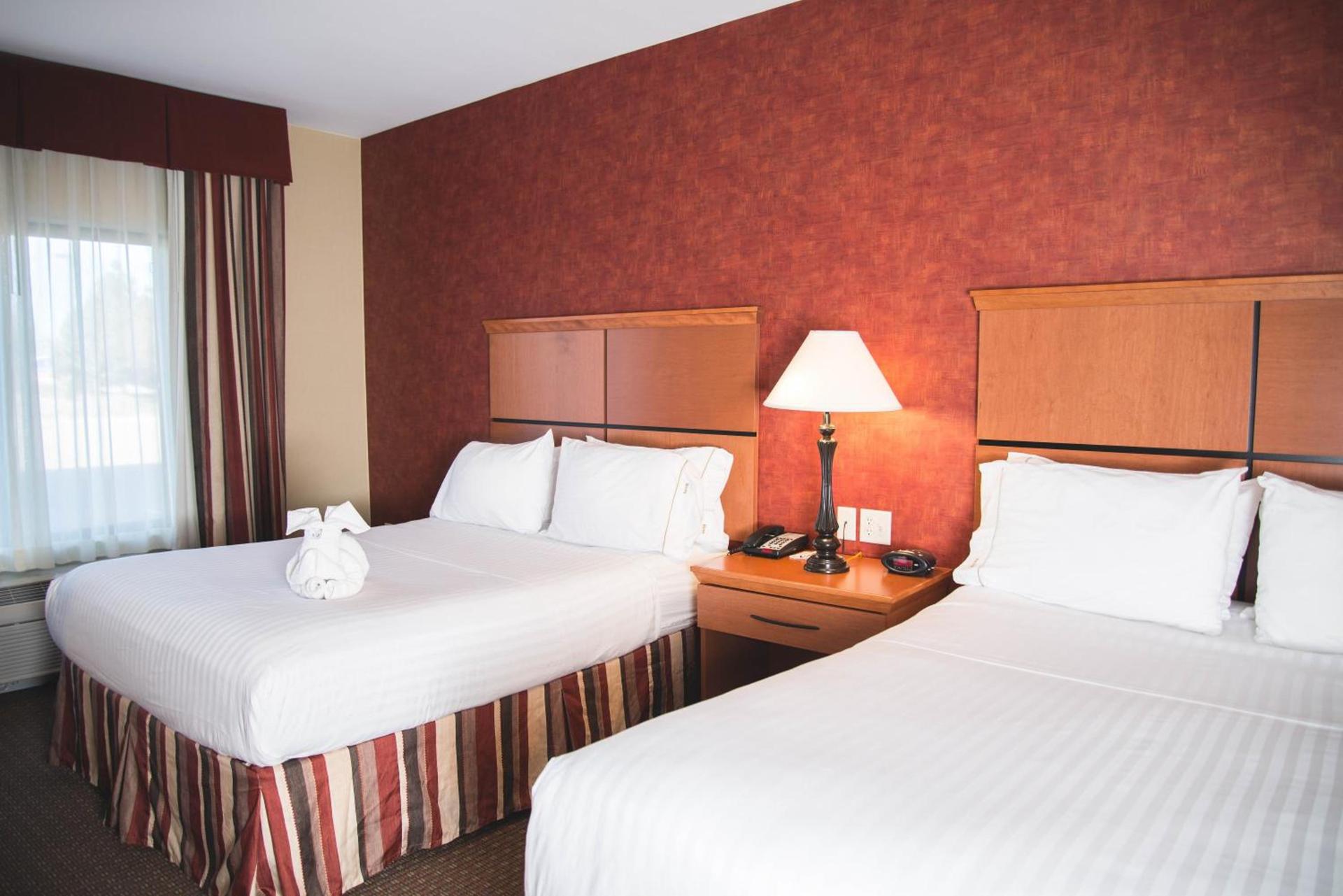 Holiday Inn Express Hotel & Suites Loveland by IHG photo 21