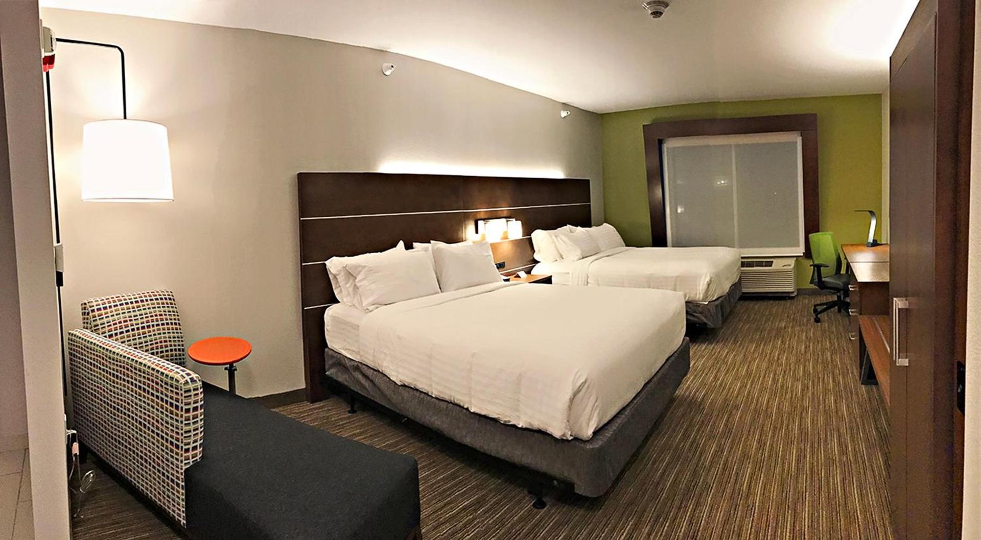 Holiday Inn Express & Suites - Rantoul by IHG photo 30