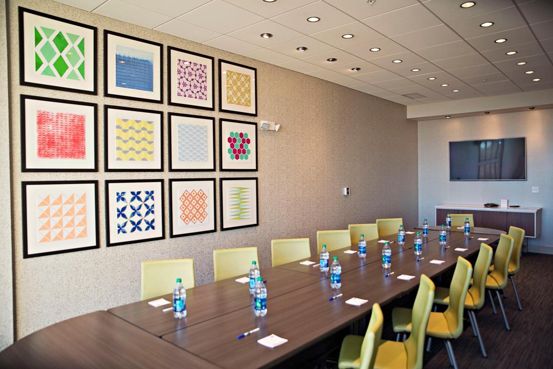 Holiday Inn Express & Suites - Rantoul by IHG photo 22
