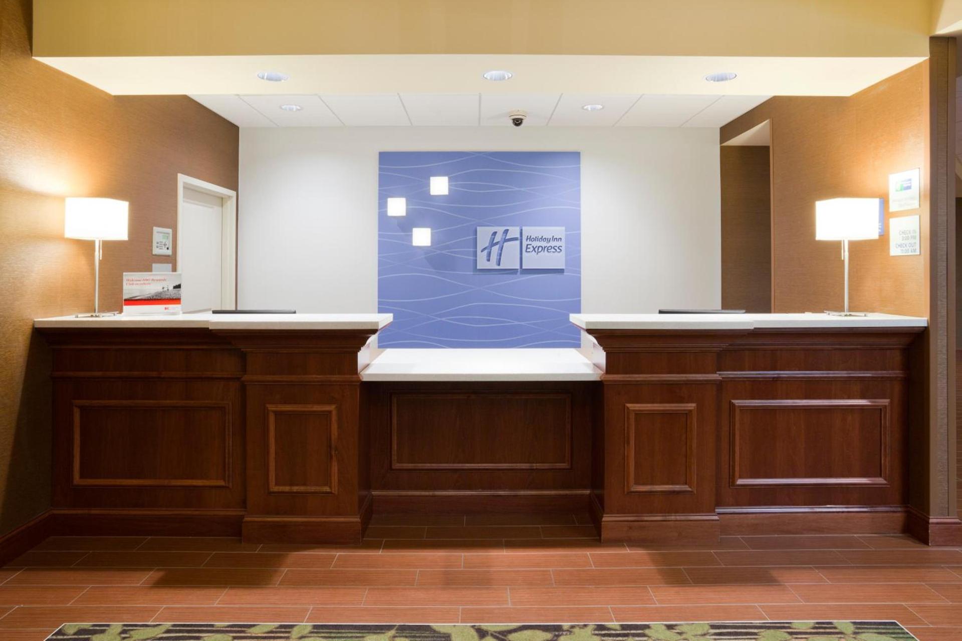 Holiday Inn Express & Suites Willmar by IHG photo 8