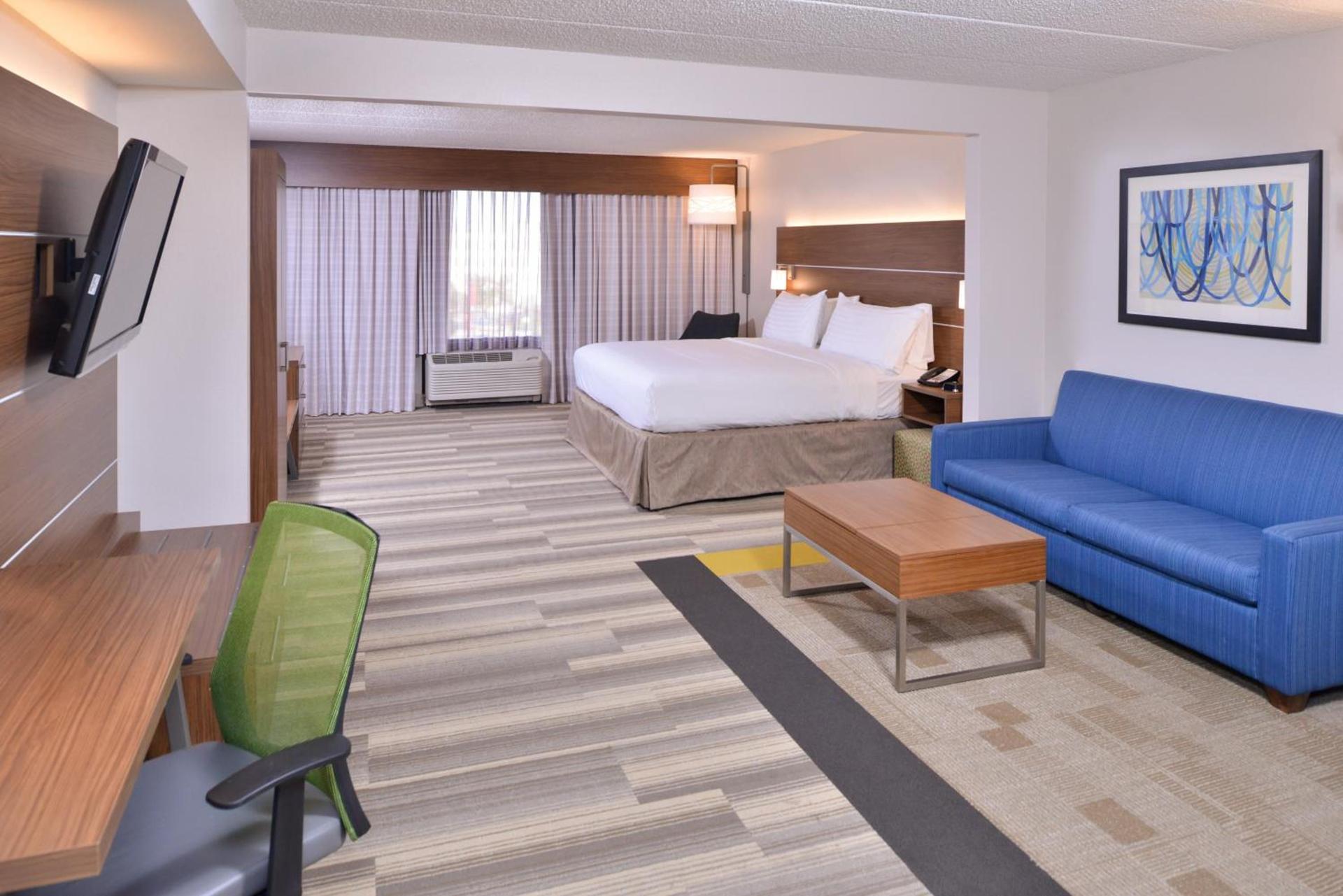 Holiday Inn Express & Suites Indianapolis Dtn-Conv Ctr Area by IHG photo 45