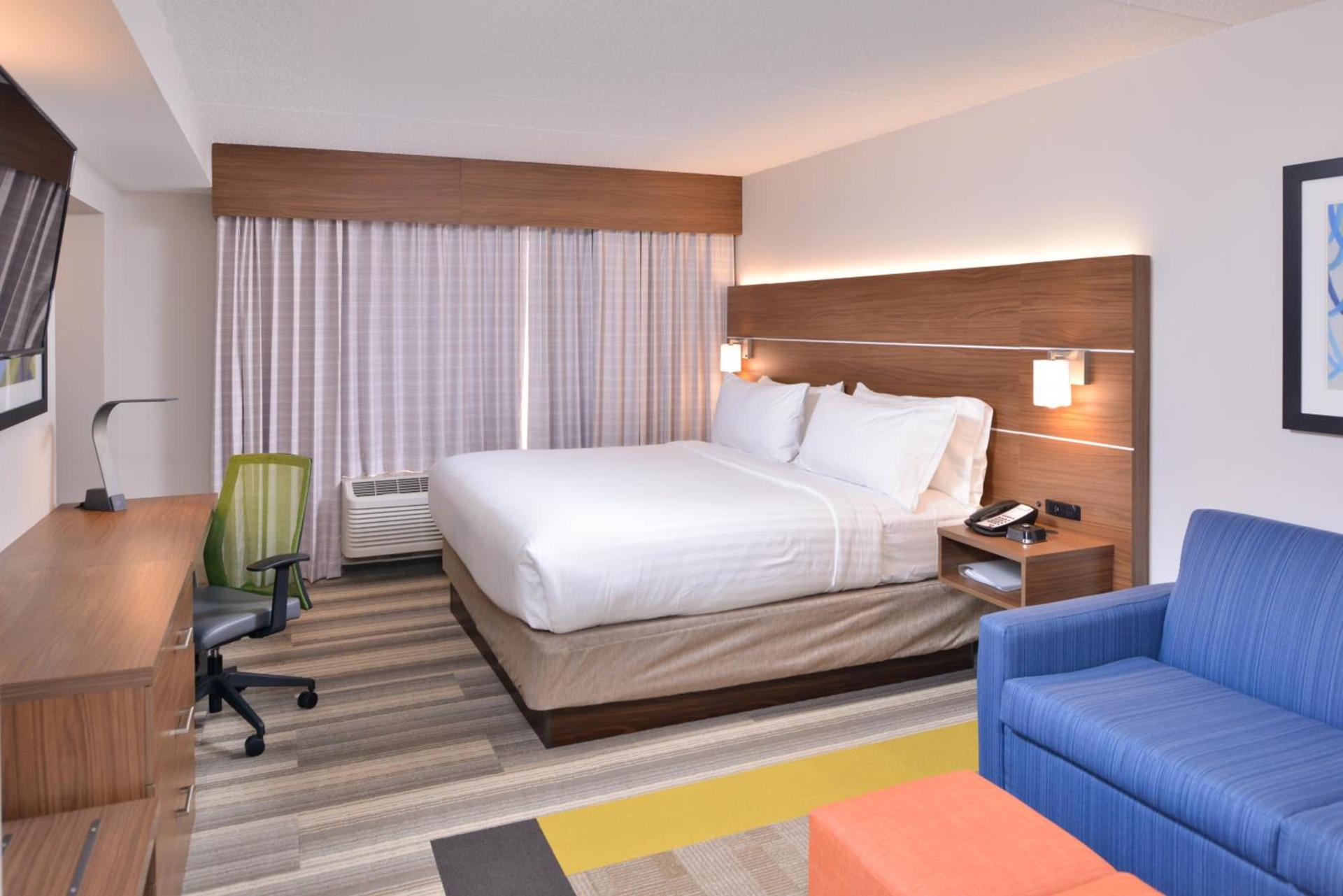Holiday Inn Express & Suites Indianapolis Dtn-Conv Ctr Area by IHG photo 15