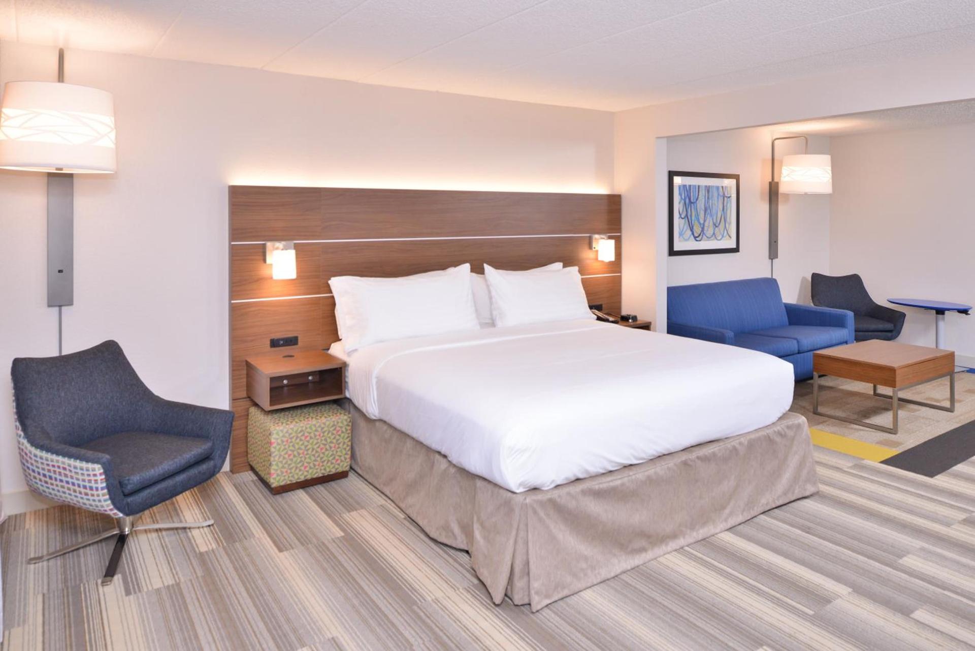 Holiday Inn Express & Suites Indianapolis Dtn-Conv Ctr Area by IHG photo 38