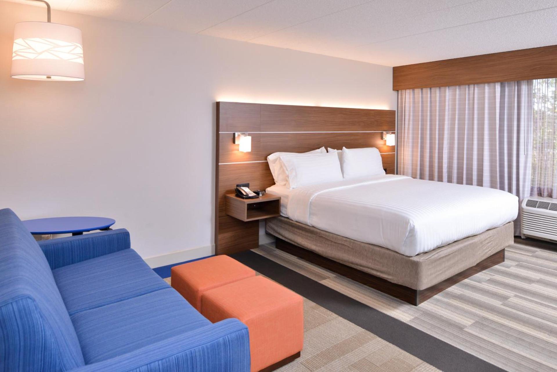 Holiday Inn Express & Suites Indianapolis Dtn-Conv Ctr Area by IHG photo 13