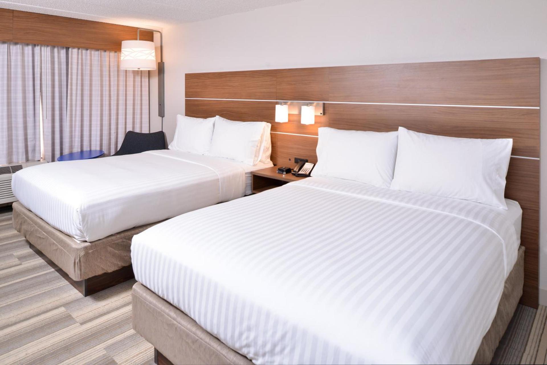 Holiday Inn Express & Suites Indianapolis Dtn-Conv Ctr Area by IHG photo 25