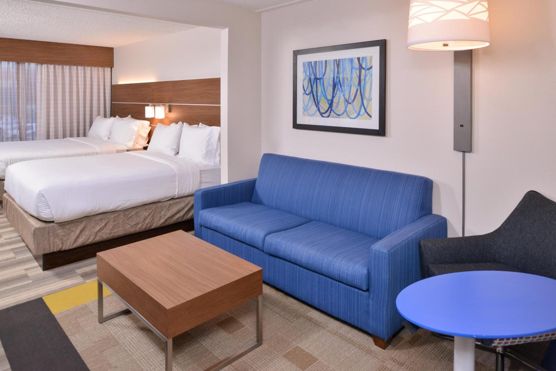 Holiday Inn Express & Suites Indianapolis Dtn-Conv Ctr Area by IHG photo 51