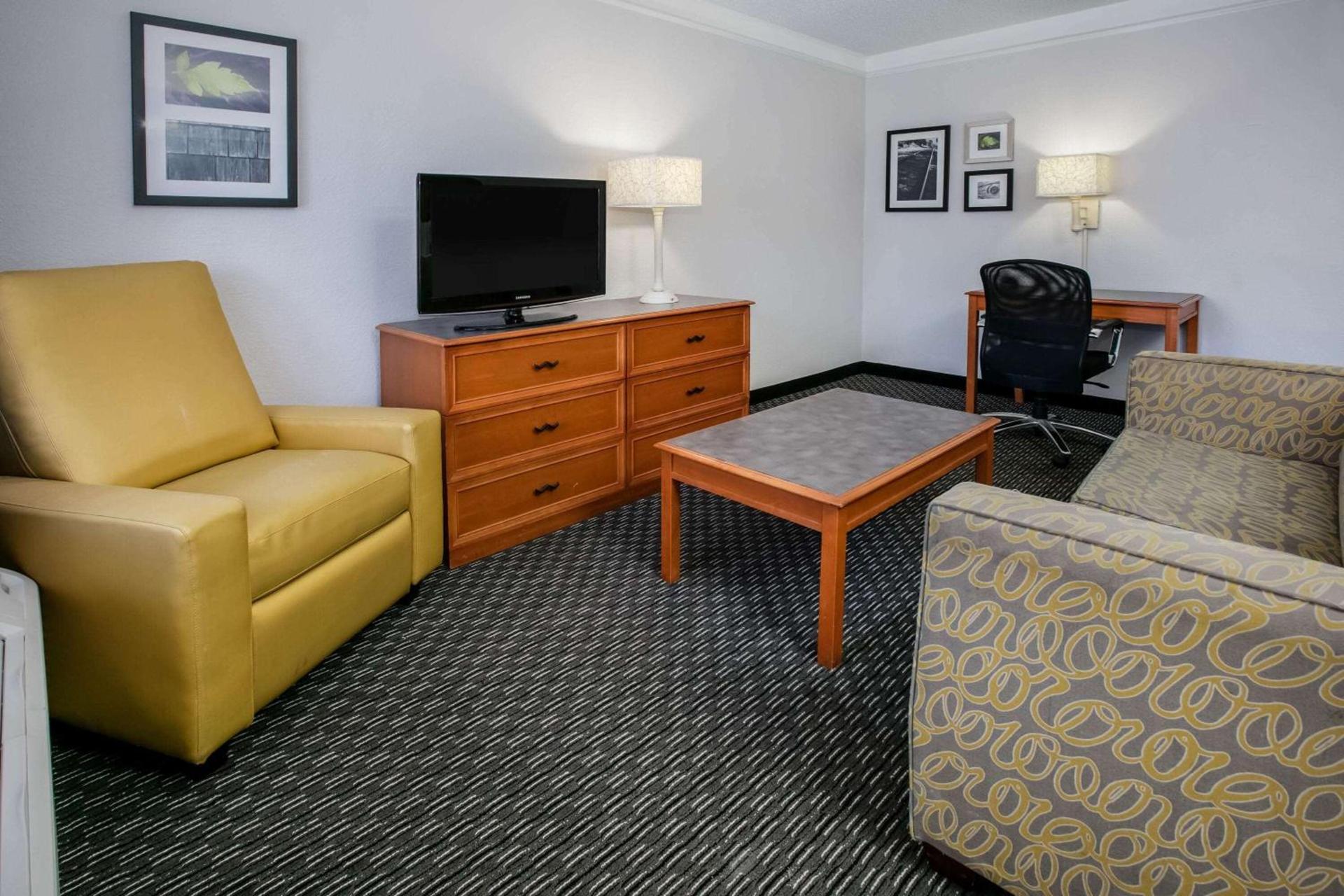 La Quinta Inn by Wyndham Dallas Uptown photo 94