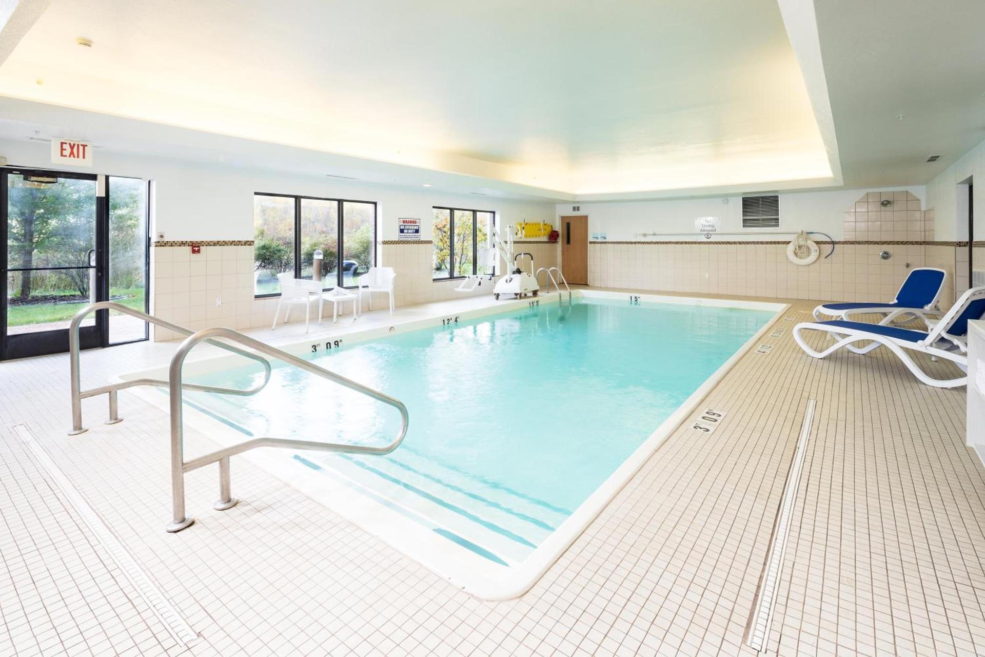 Holiday Inn Express Hotel & Suites Grand Blanc by IHG photo 10
