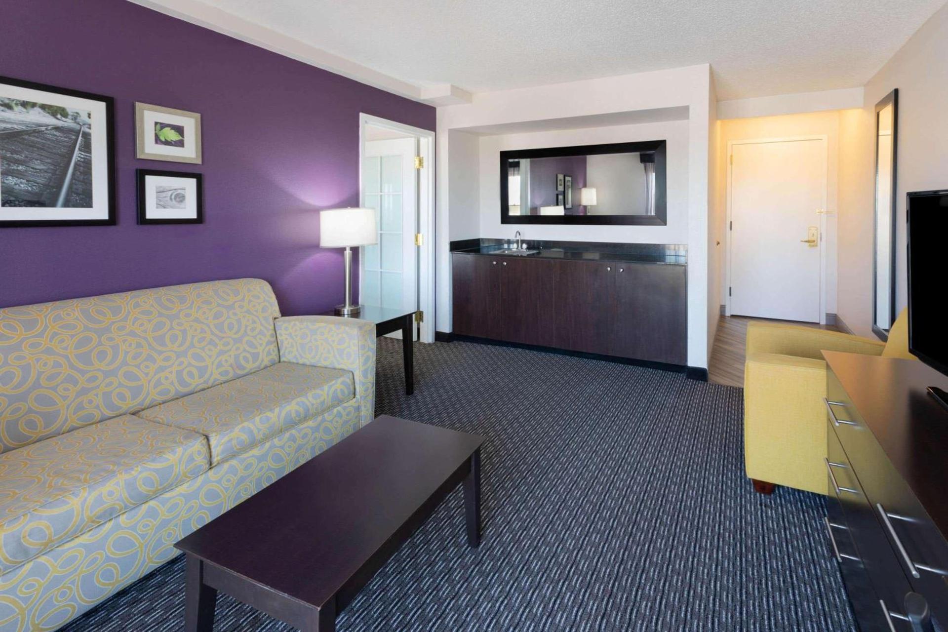 Bloom Hotel photo 31