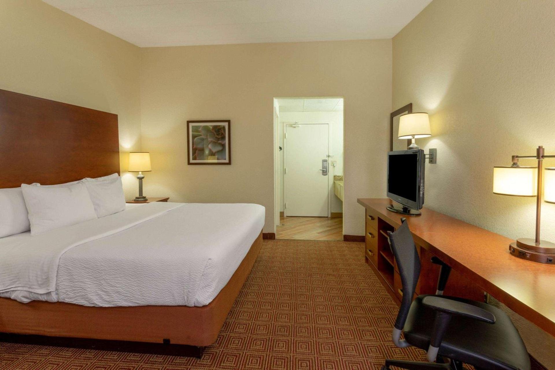 La Quinta Inn by Wyndham Minneapolis Airport Bloomington photo 23