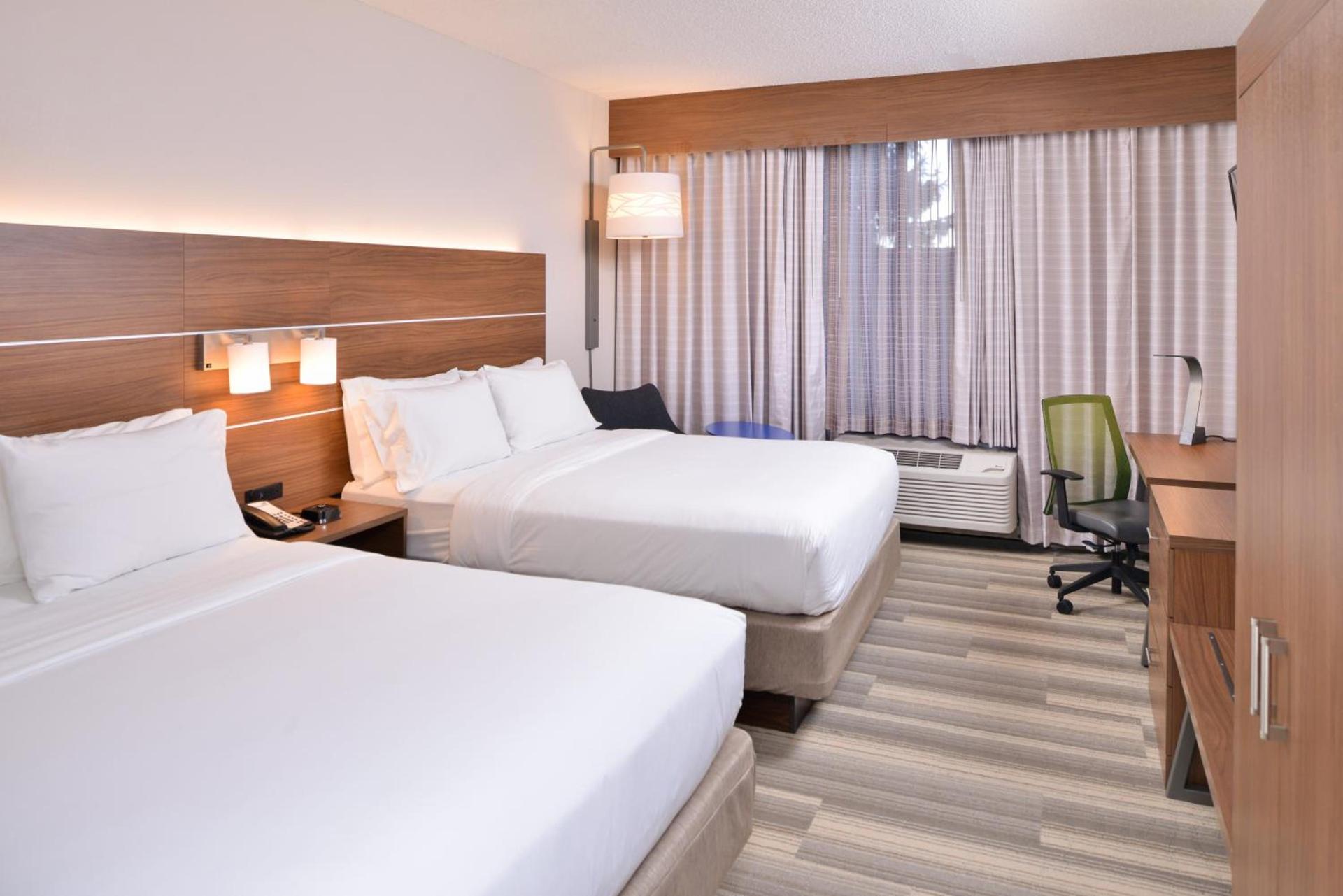 Holiday Inn Express & Suites Indianapolis Dtn-Conv Ctr Area by IHG photo 62