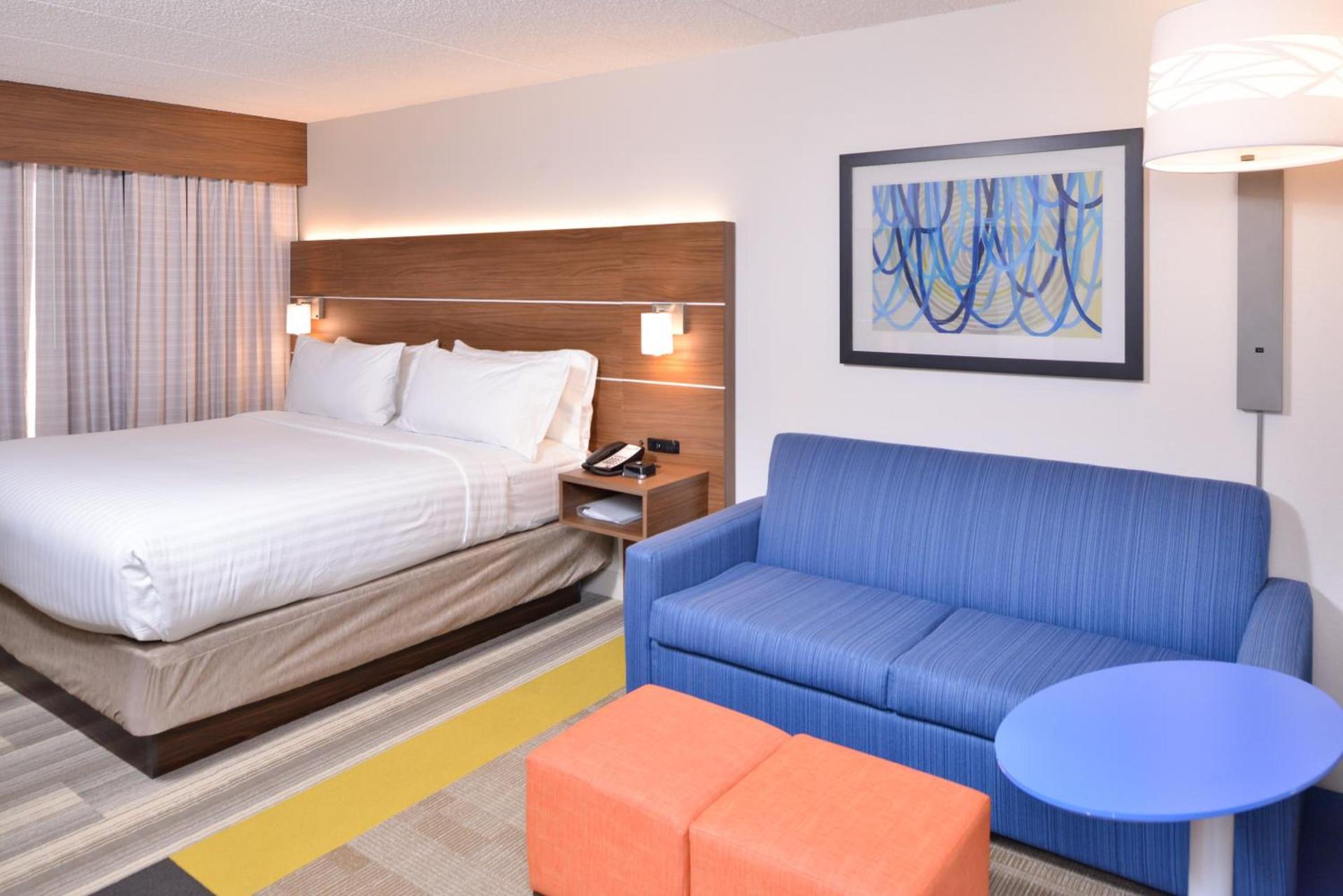 Holiday Inn Express & Suites Indianapolis Dtn-Conv Ctr Area by IHG photo 29