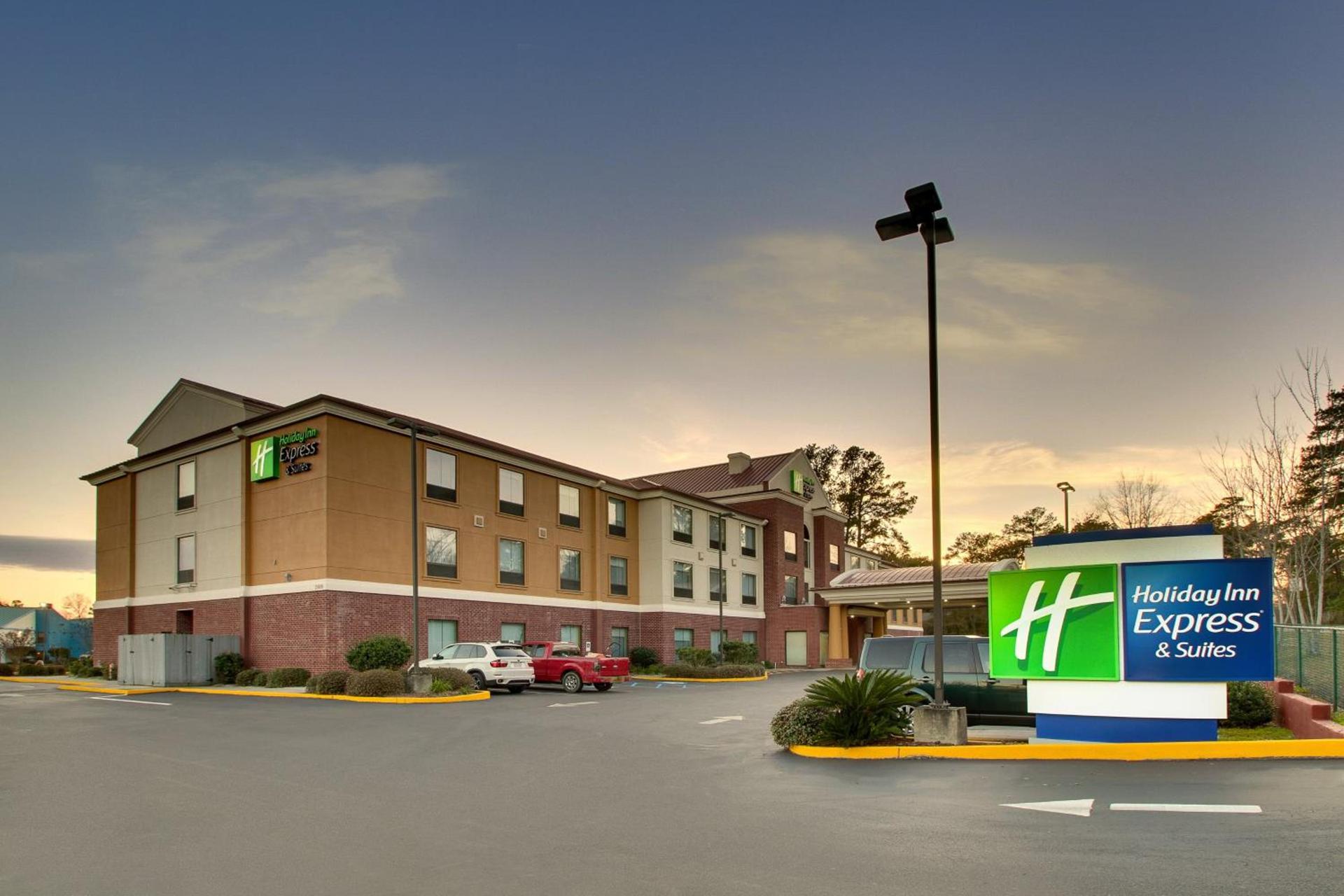Holiday Inn Express & Suites Laurel by IHG photo 44