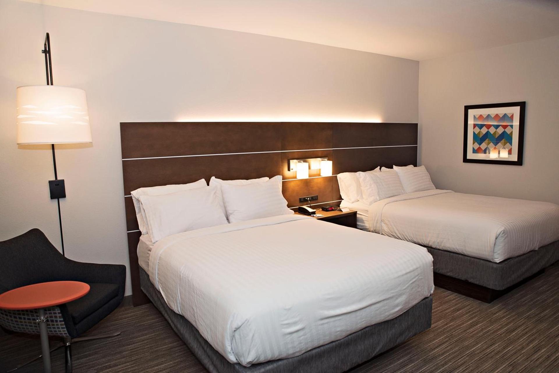 Holiday Inn Express & Suites - Sterling by IHG photo 28
