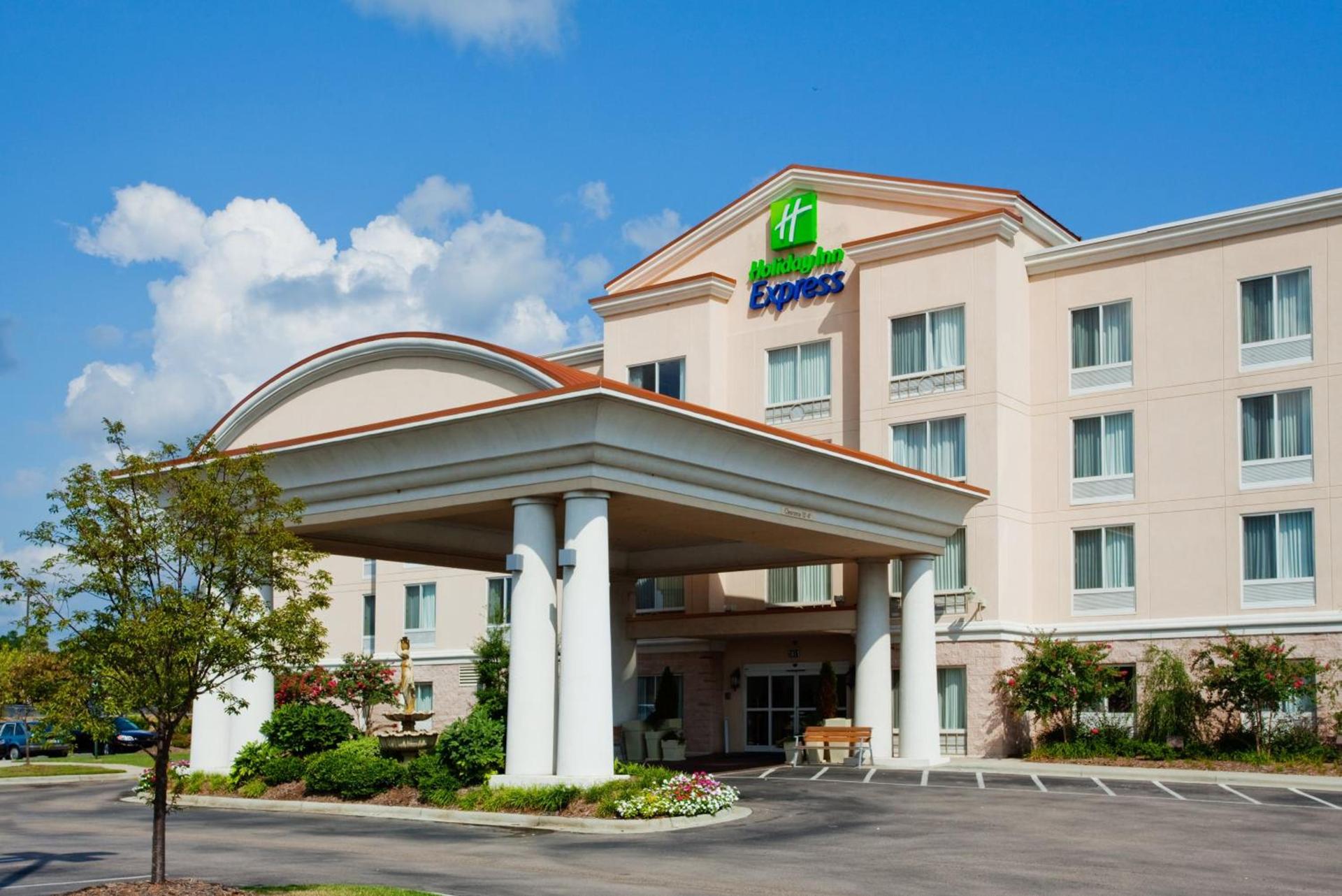 Holiday Inn Express Hotel & Suites - Concord by IHG — hotel in Kannapolis