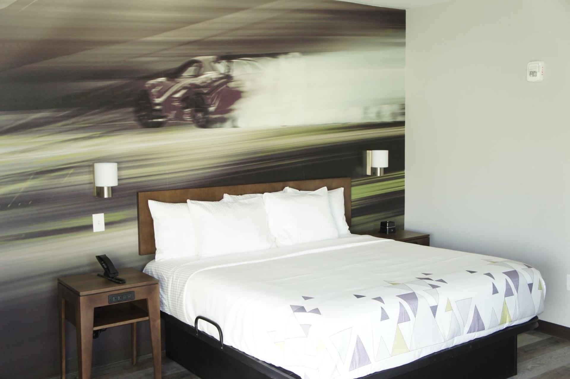 La Quinta Inn & Suites by Wyndham Braselton photo 31