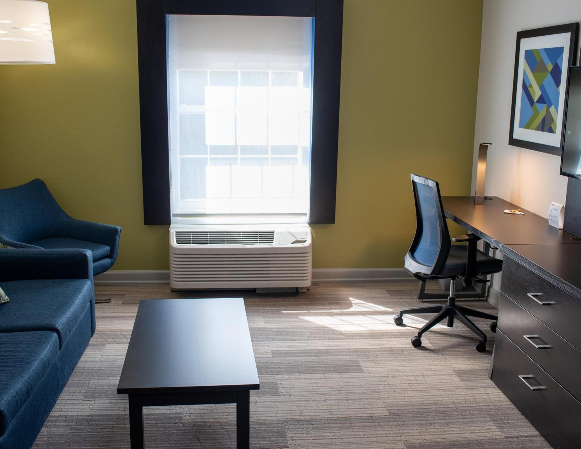 Holiday Inn Express Hotel & Suites Conover - Hickory Area by IHG photo 15