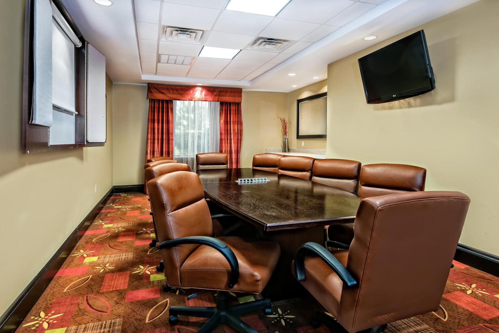 Holiday Inn Express & Suites Cotulla by IHG photo 15
