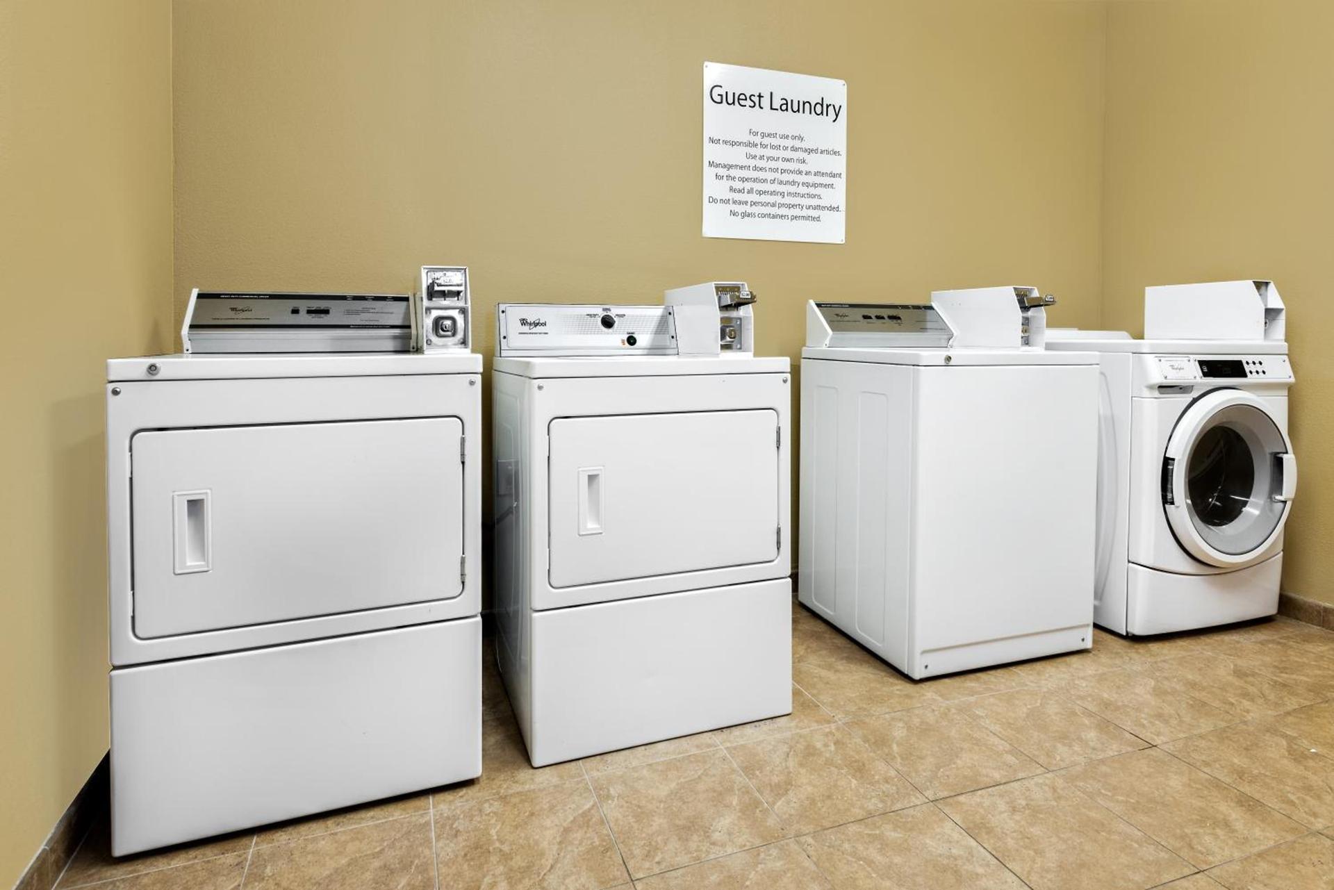 Holiday Inn Express & Suites Cotulla by IHG photo 17