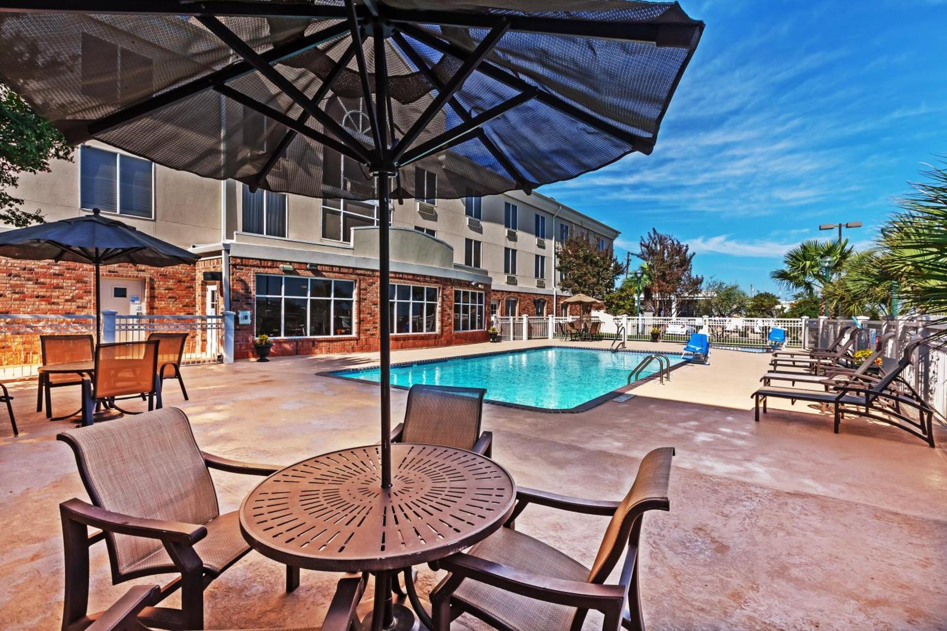 Holiday Inn Express Hotel & Suites Eagle Pass by IHG photo 33