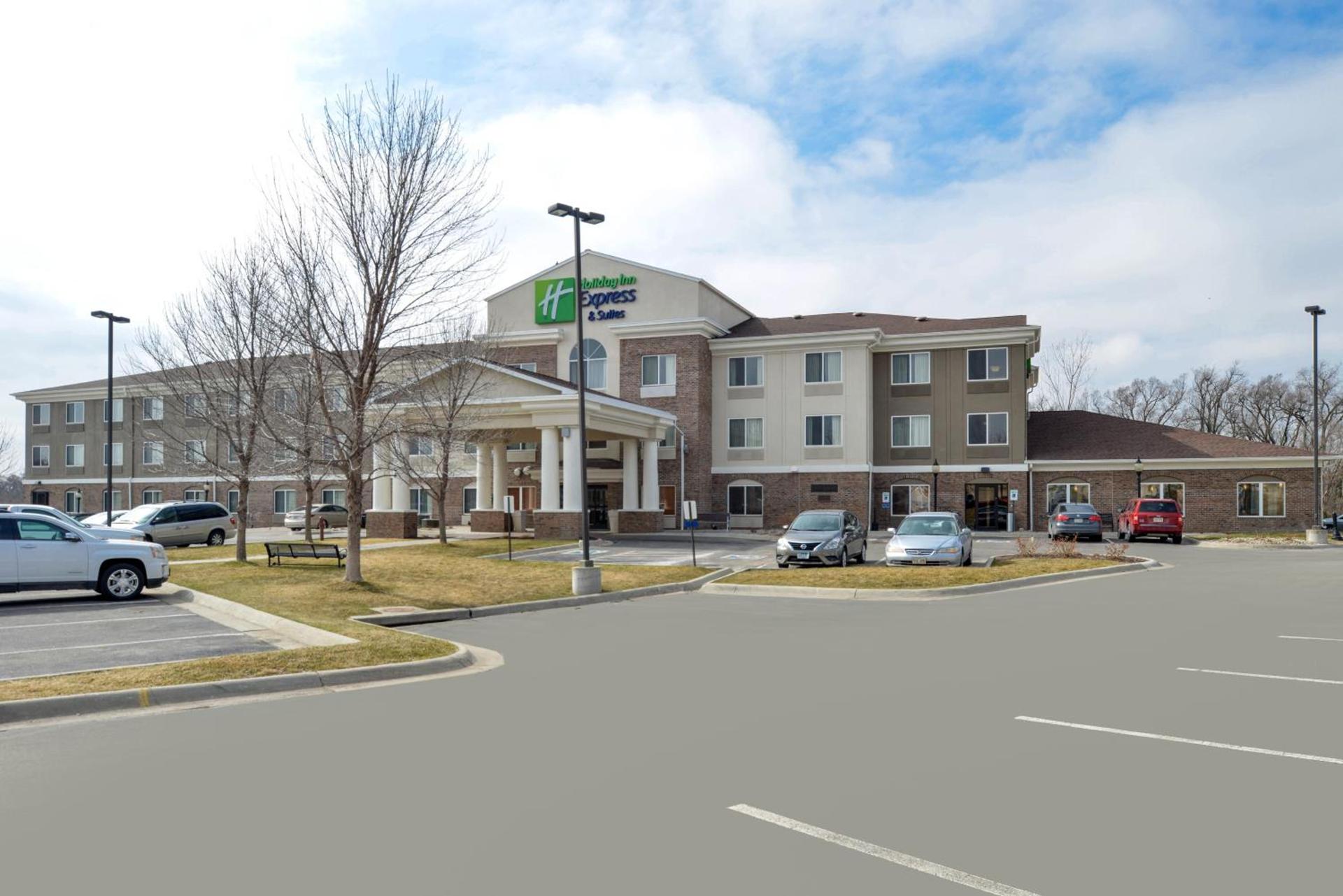 Holiday Inn Express Hotel & Suites Omaha West by IHG photo 19
