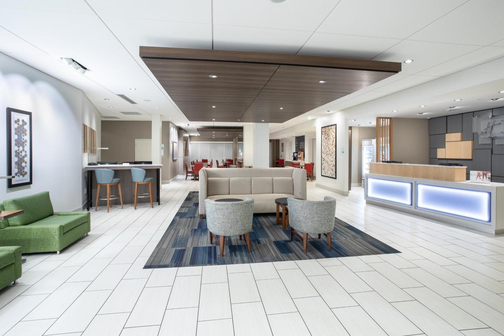 Holiday Inn Express & Suites Great Bend by IHG photo 14