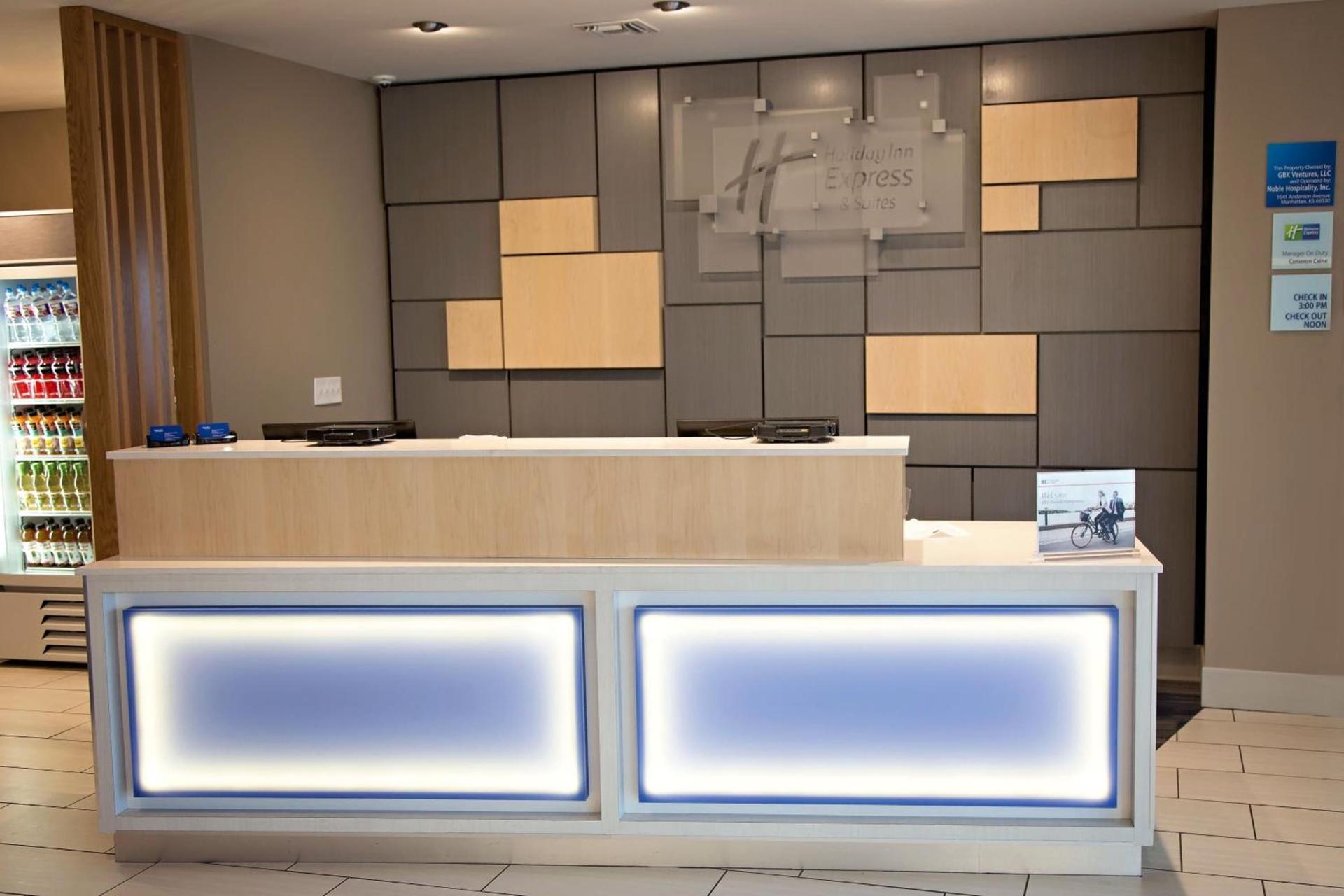 Holiday Inn Express & Suites Great Bend by IHG photo 24