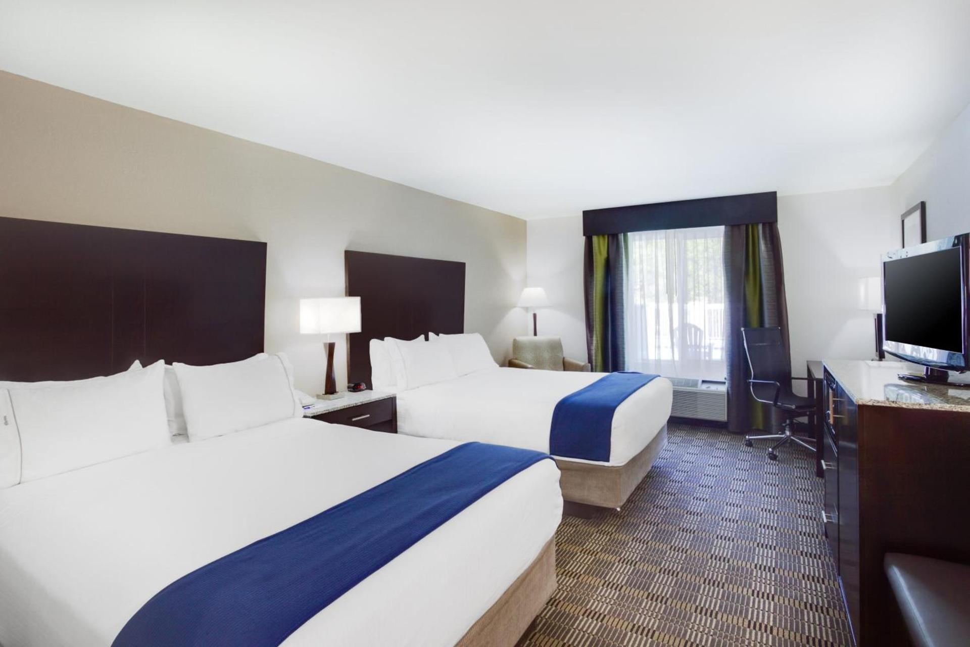 Holiday Inn Express Hotel & Suites Mebane by IHG photo 43