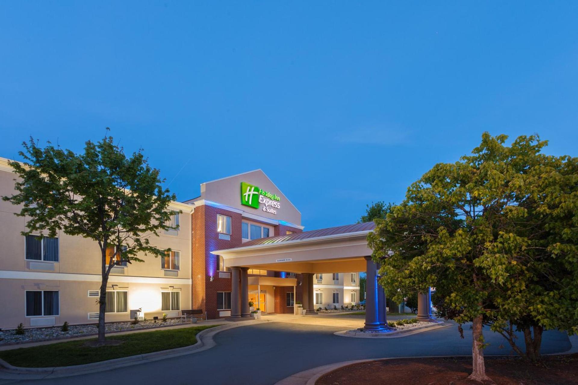 Holiday Inn Express Hotel & Suites Mebane by IHG photo 25