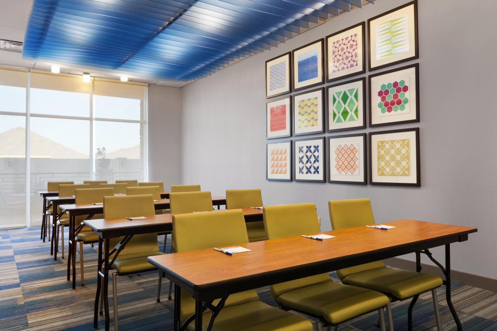 Holiday Inn Express & Suites Edinburg- Mcallen Area by IHG photo 15