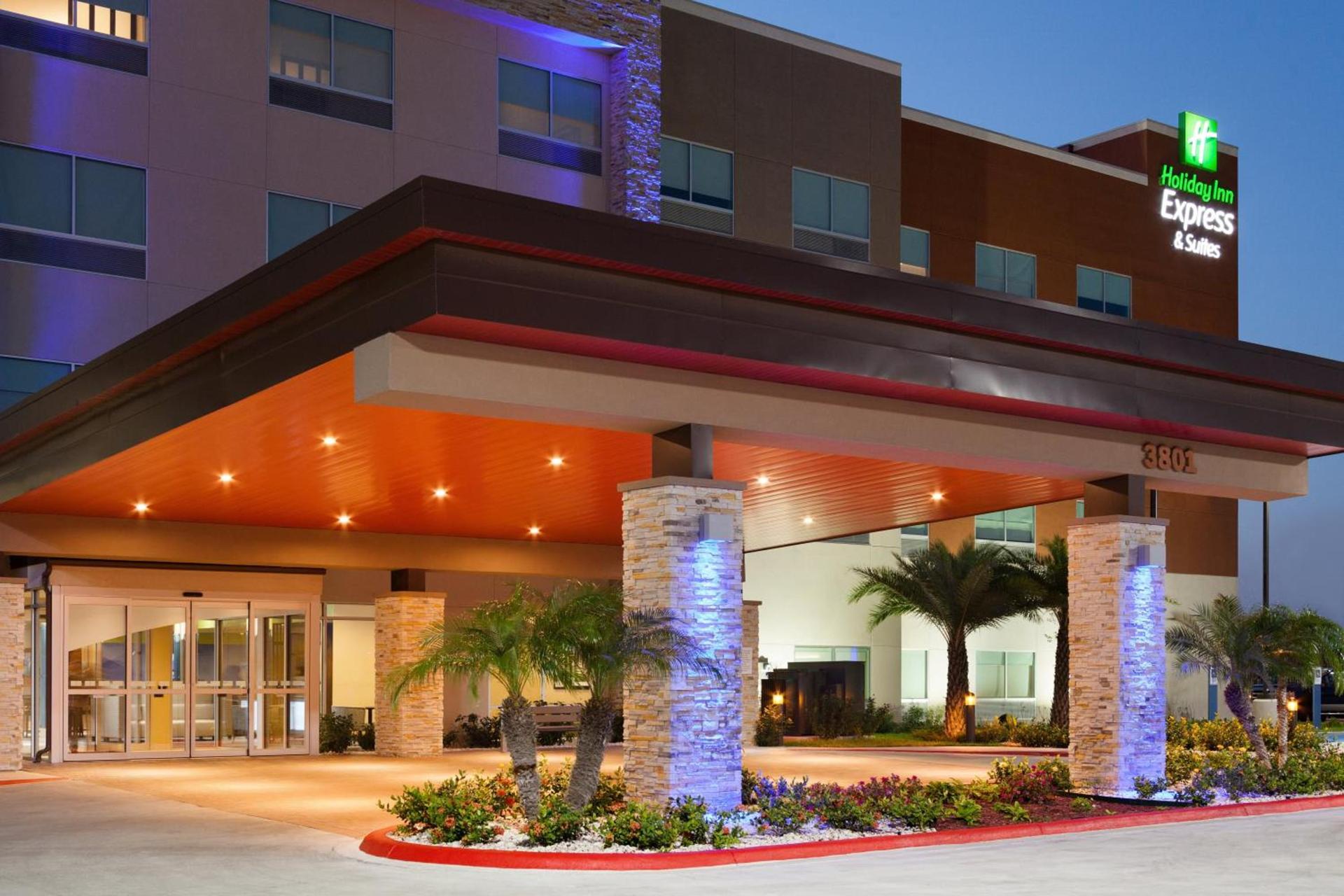 Holiday Inn Express & Suites Edinburg- Mcallen Area by IHG photo 13