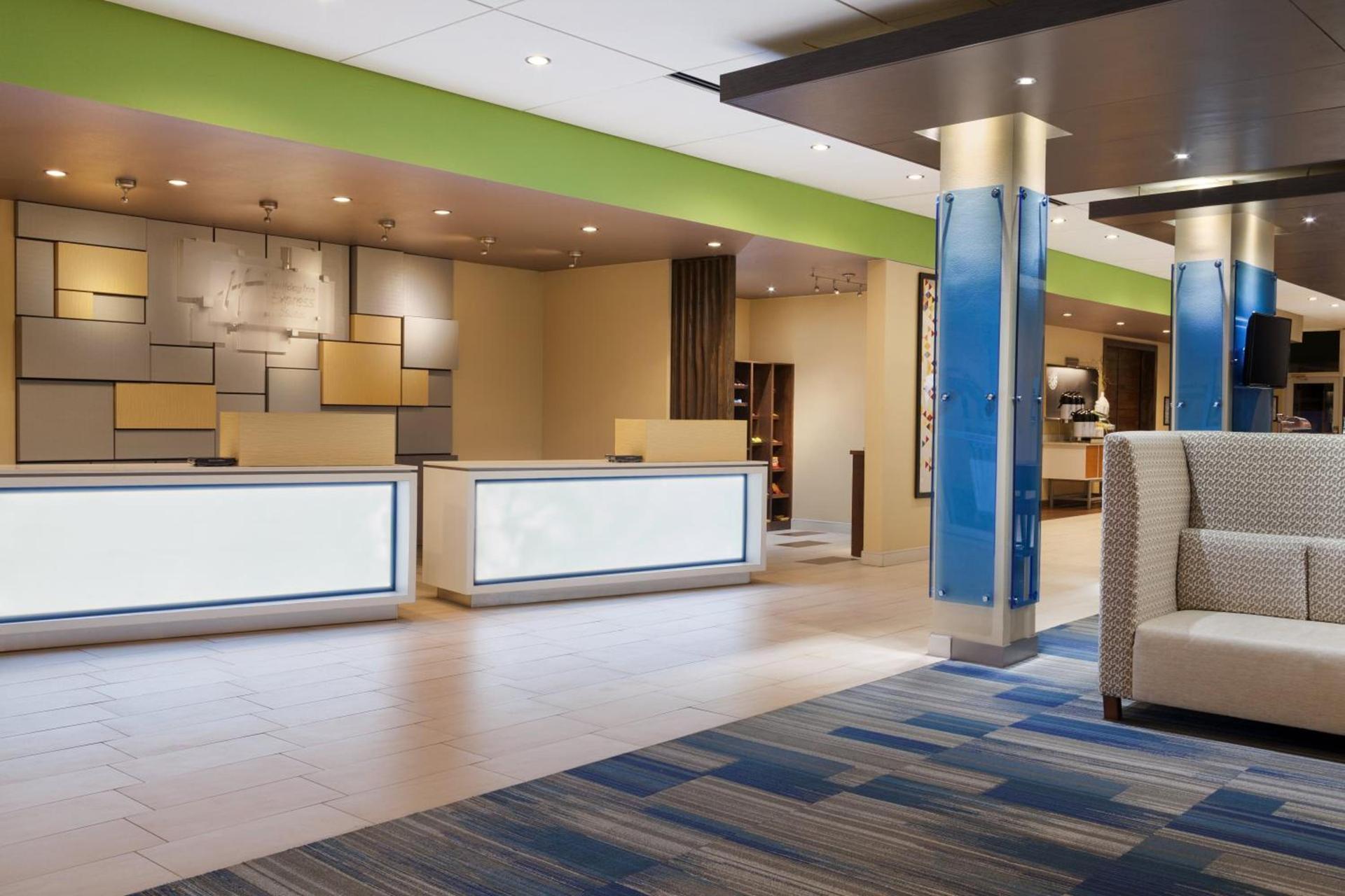 Holiday Inn Express & Suites Edinburg- Mcallen Area by IHG photo 8