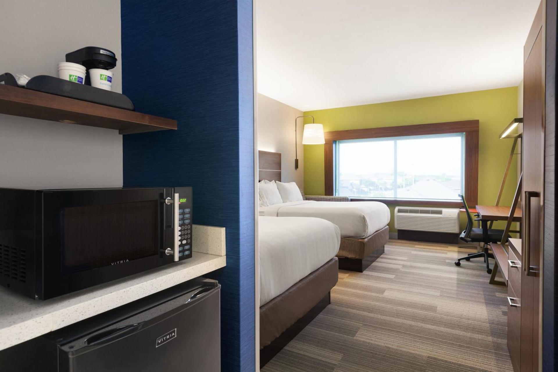 Holiday Inn Express & Suites Edinburg- Mcallen Area by IHG photo 19