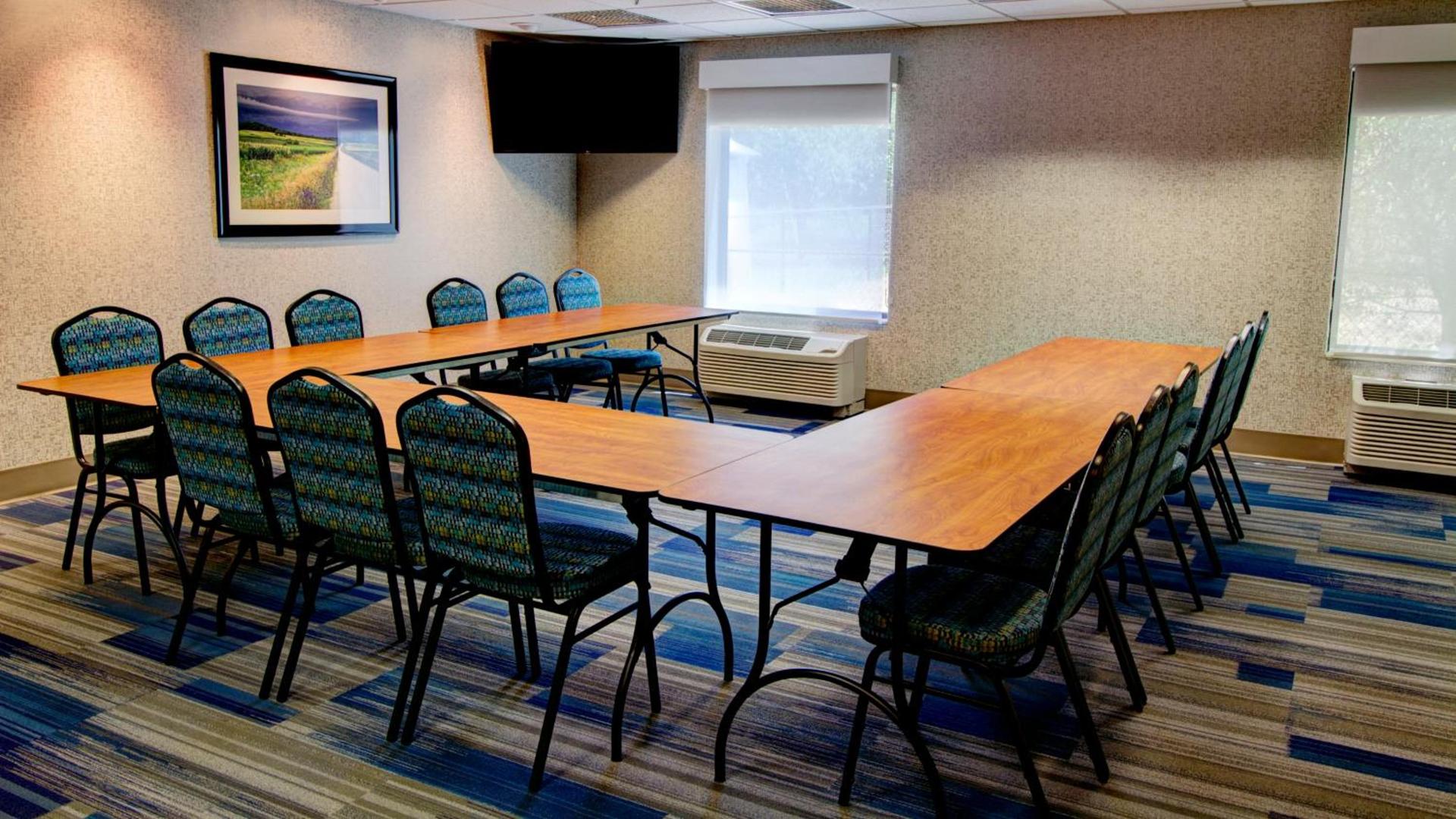 Holiday Inn Express & Suites Sioux City-South by IHG photo 26