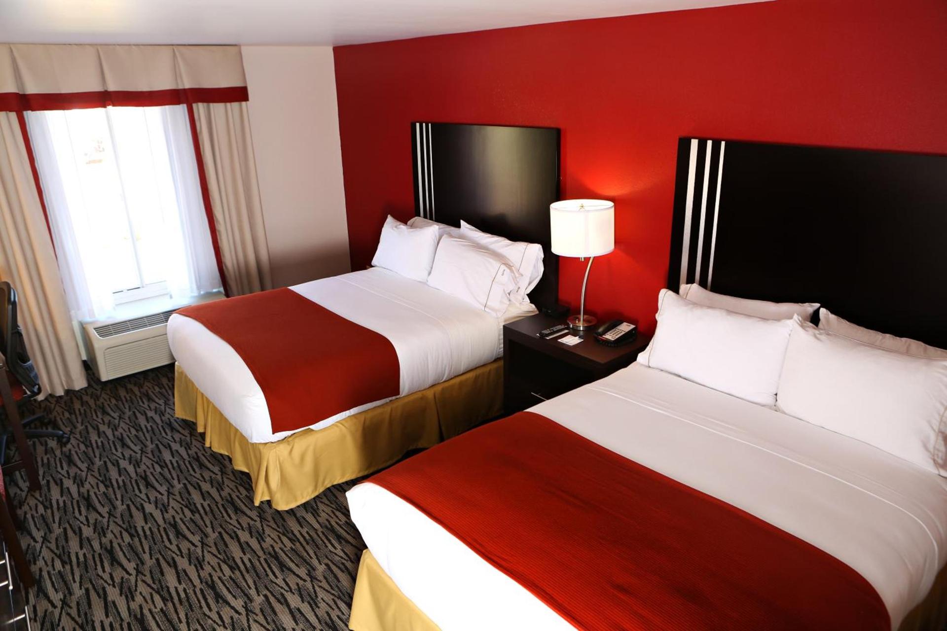 Holiday Inn Express Hotel & Suites - Sumter by IHG photo 8