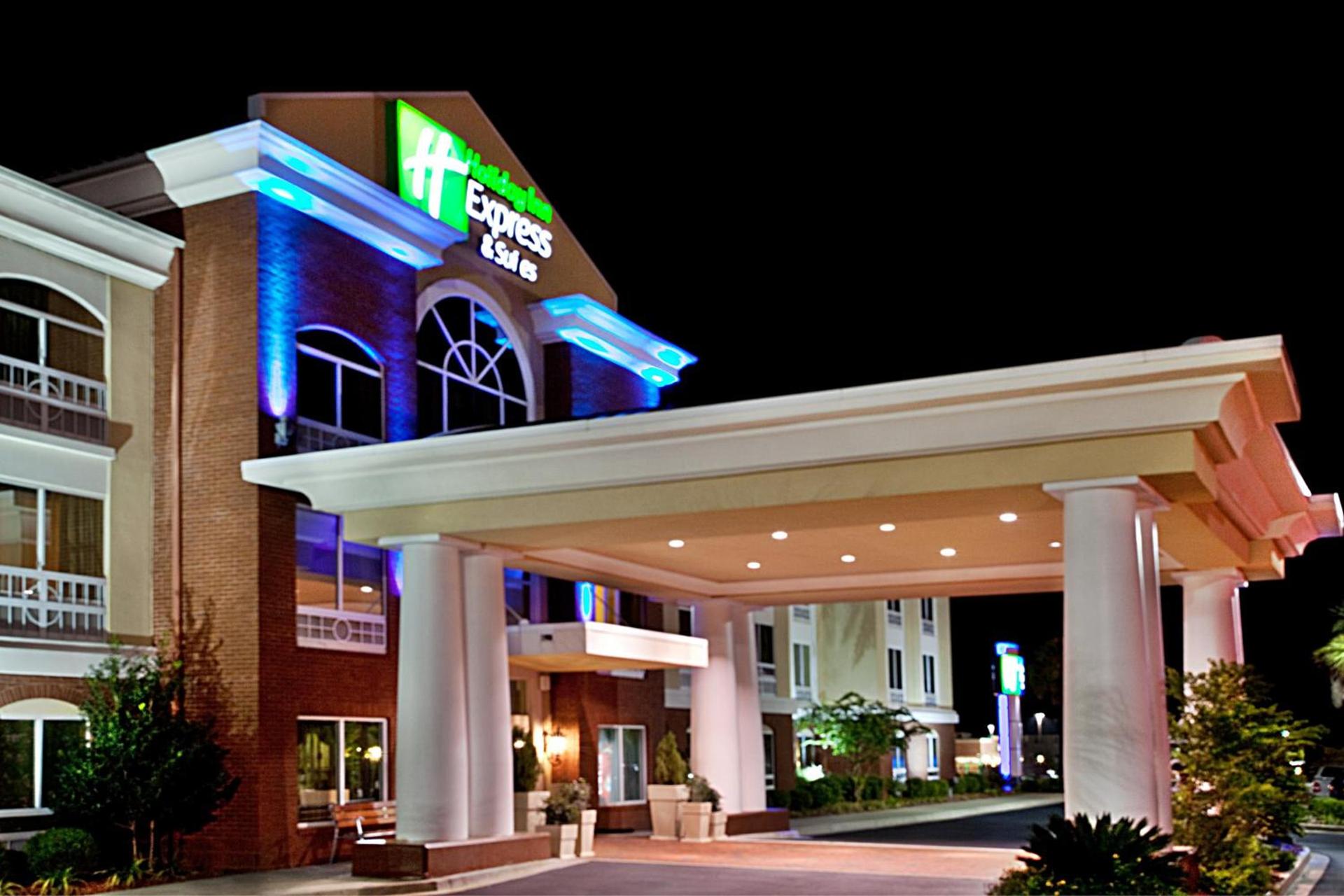 Holiday Inn Express Hotel & Suites - Sumter by IHG photo 25