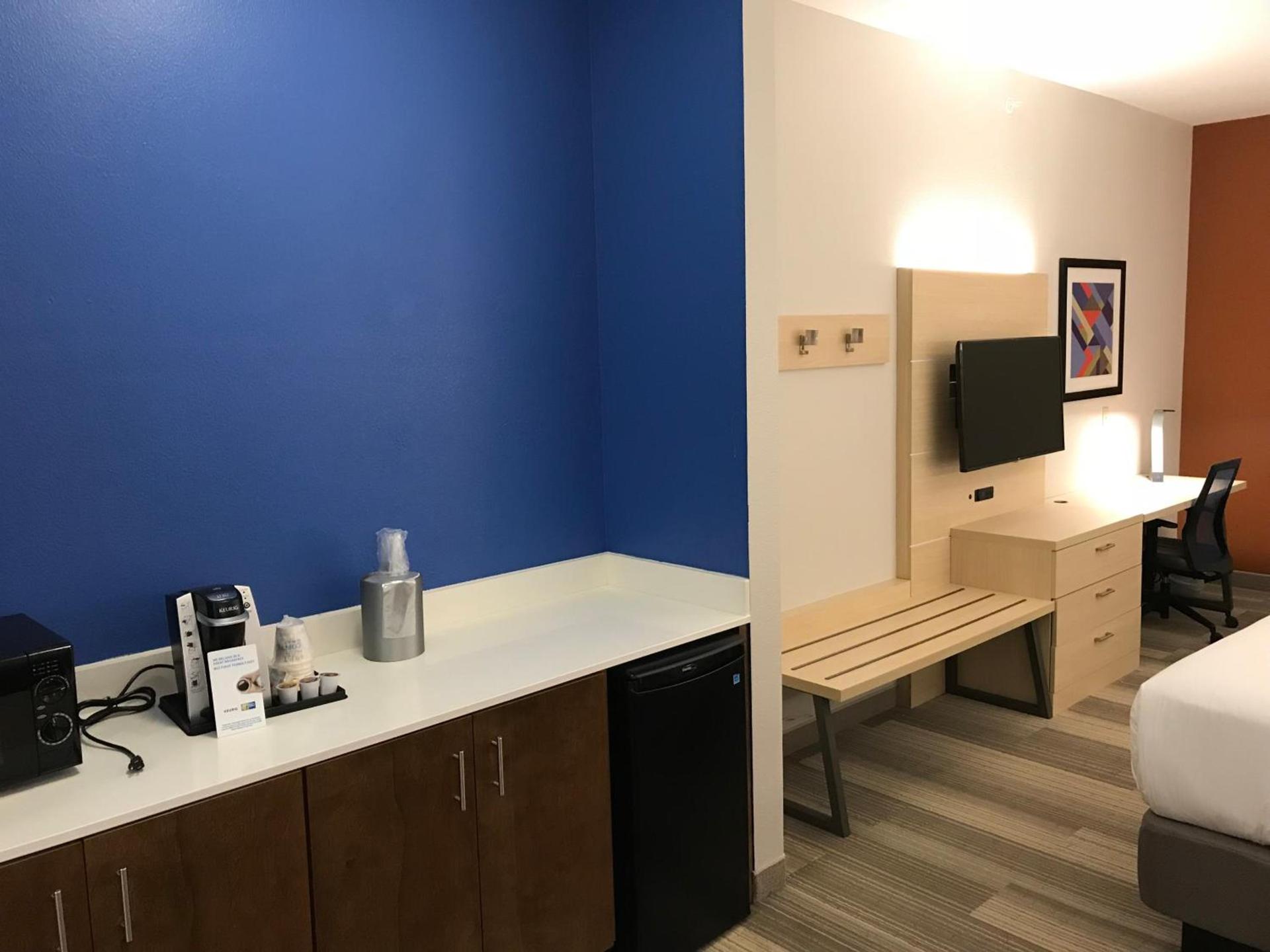 Holiday Inn Express Orlando - South Davenport by IHG photo 69