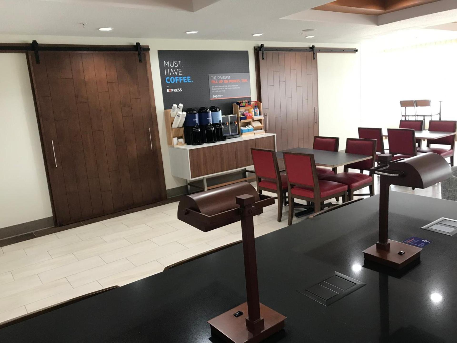 Holiday Inn Express Orlando - South Davenport by IHG photo 46