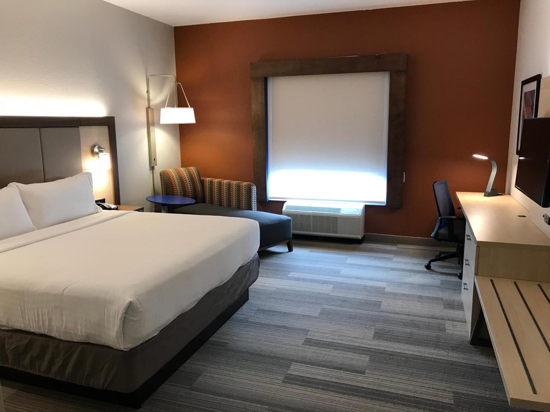 Holiday Inn Express Orlando - South Davenport by IHG photo 60