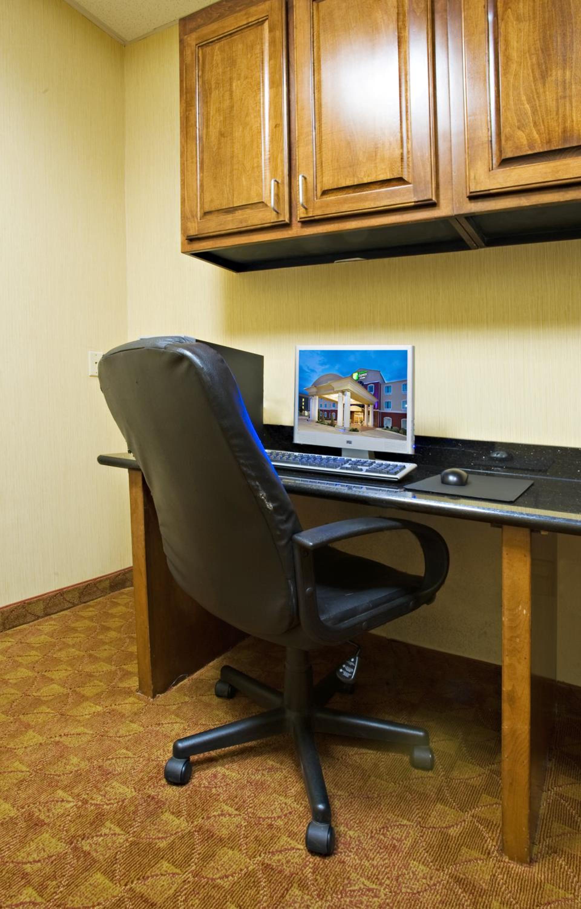 Holiday Inn Express Sweetwater by IHG photo 10