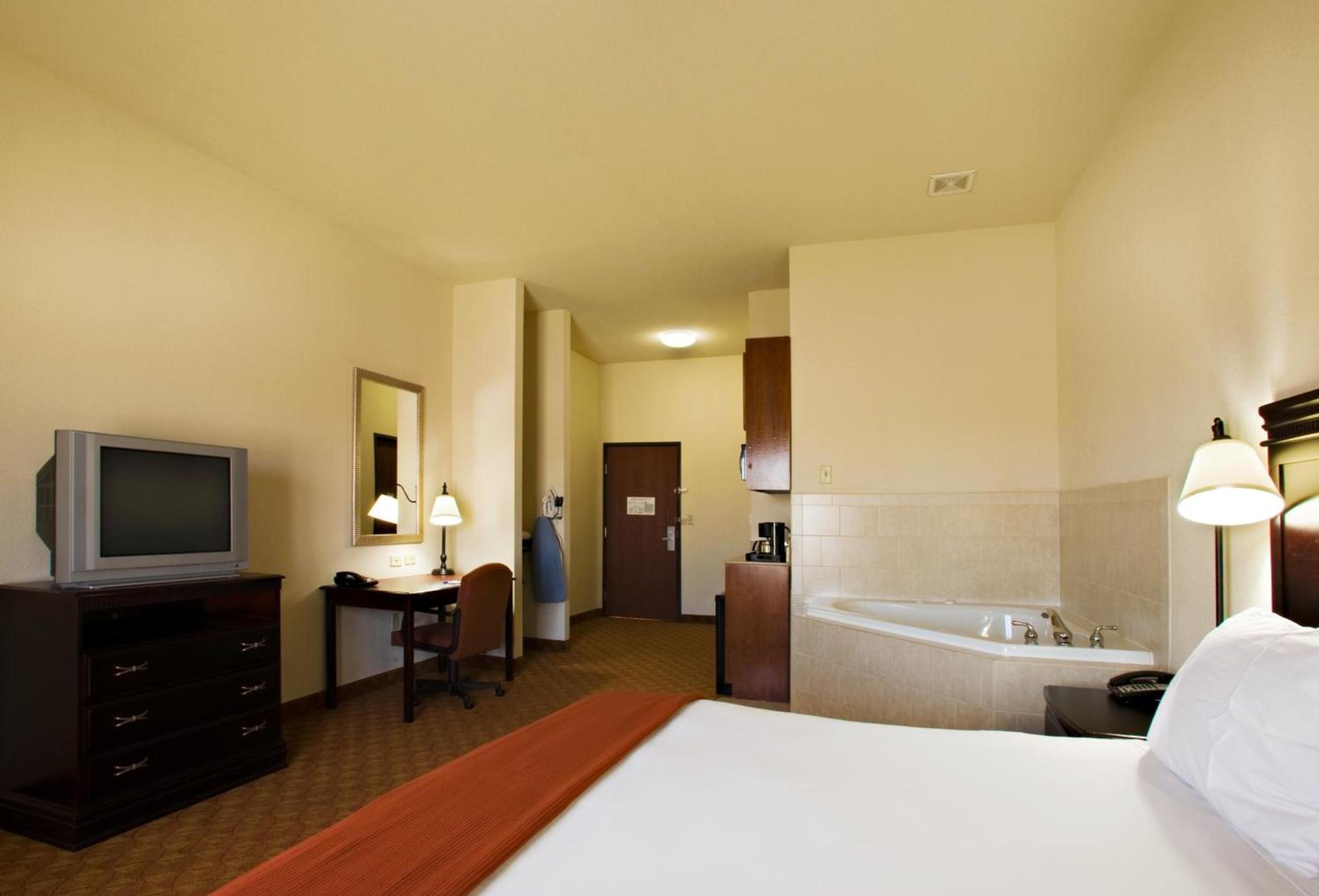 Holiday Inn Express Sweetwater by IHG photo 26