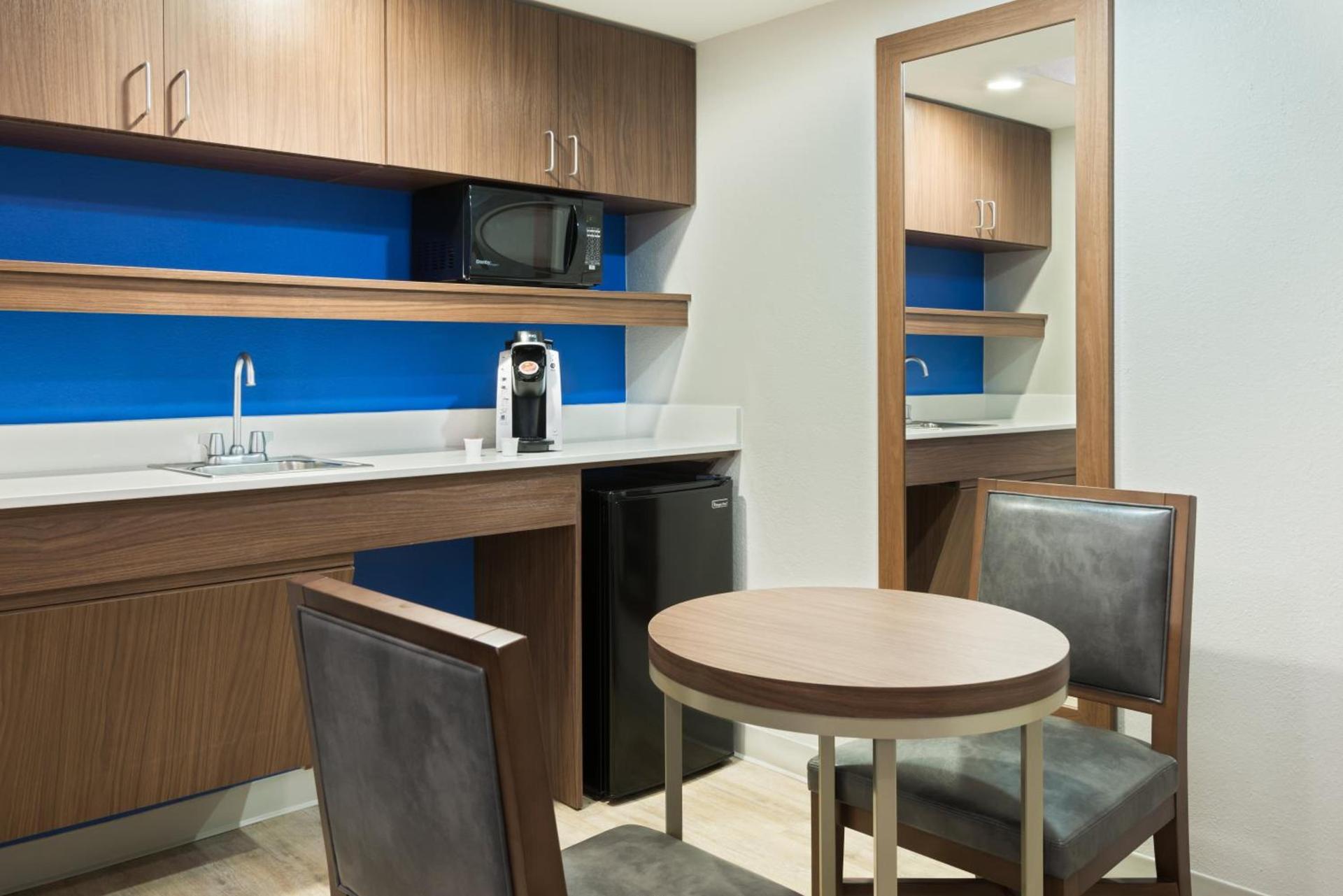 Holiday Inn Express & Suites - Nearest Universal Orlando by IHG photo 44