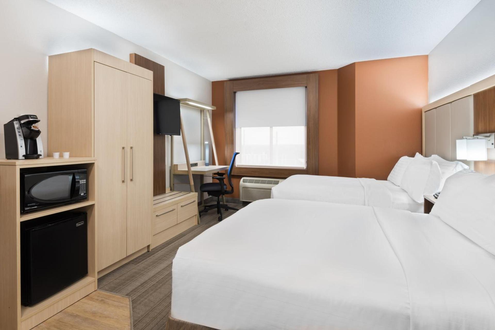 Holiday Inn Express & Suites - Nearest Universal Orlando by IHG photo 55