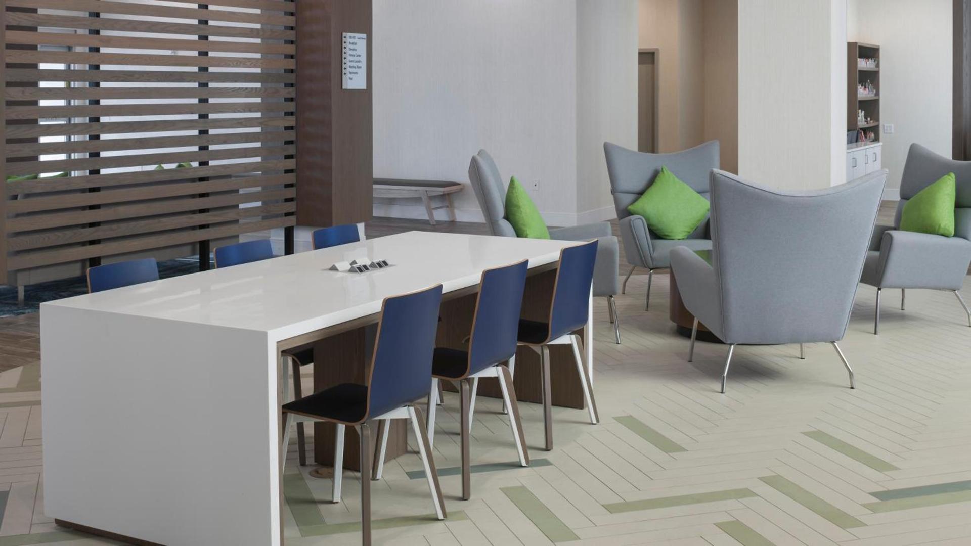 Holiday Inn Express & Suites Orlando At SeaWorld by IHG - With Free Shuttle Service to SeaWorld Parks photo 39