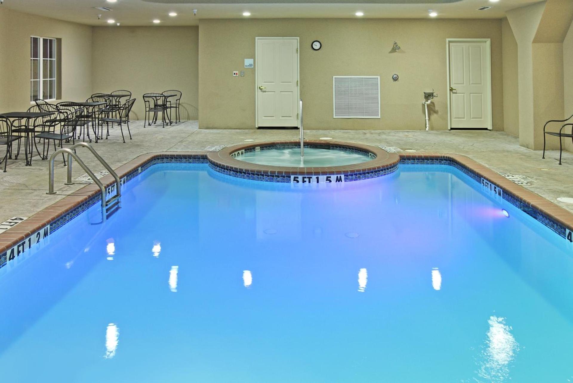 Holiday Inn Express Hotel & Suites Kilgore North by IHG photo 26
