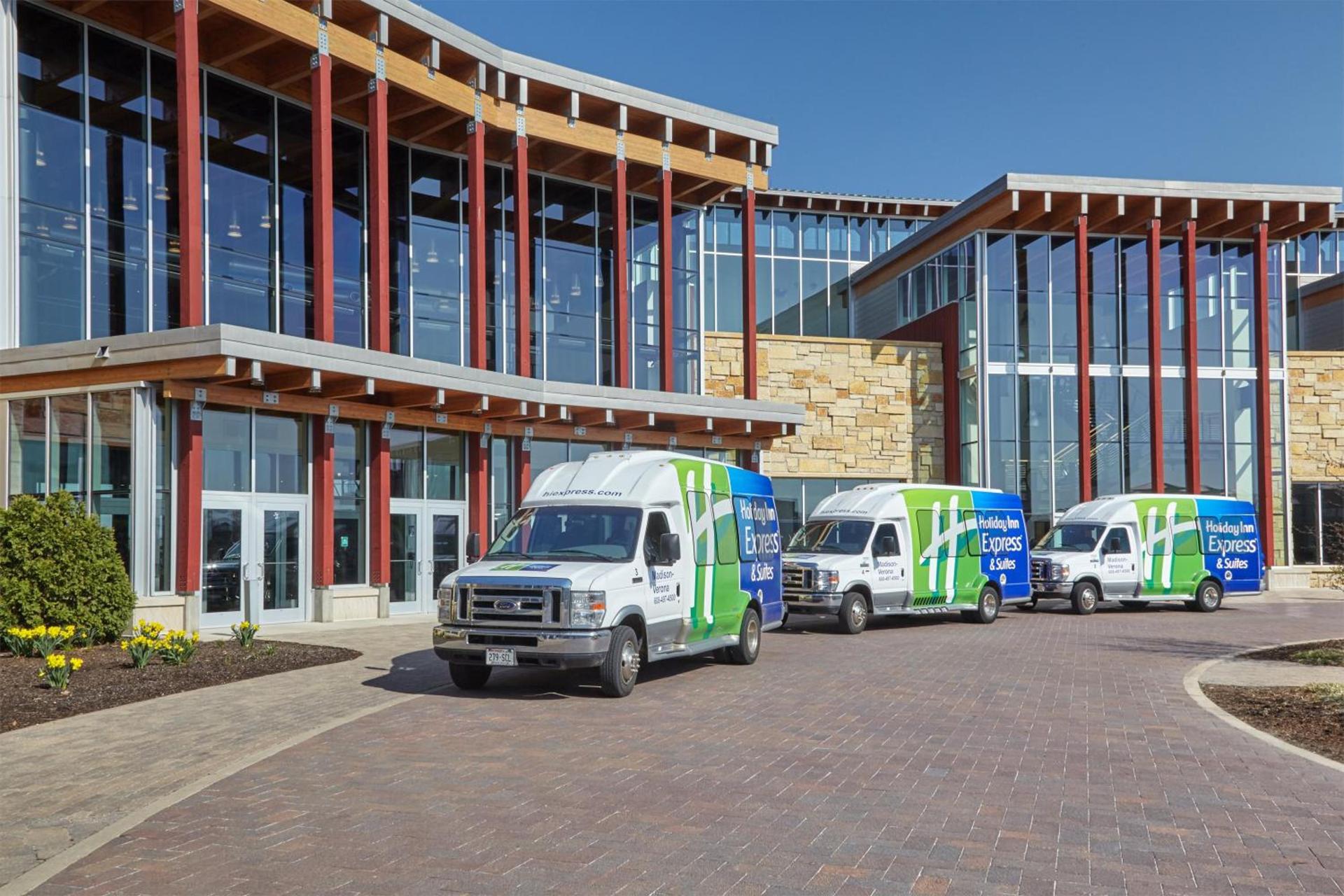 Holiday Inn Express & Suites Madison-Verona by IHG photo 41